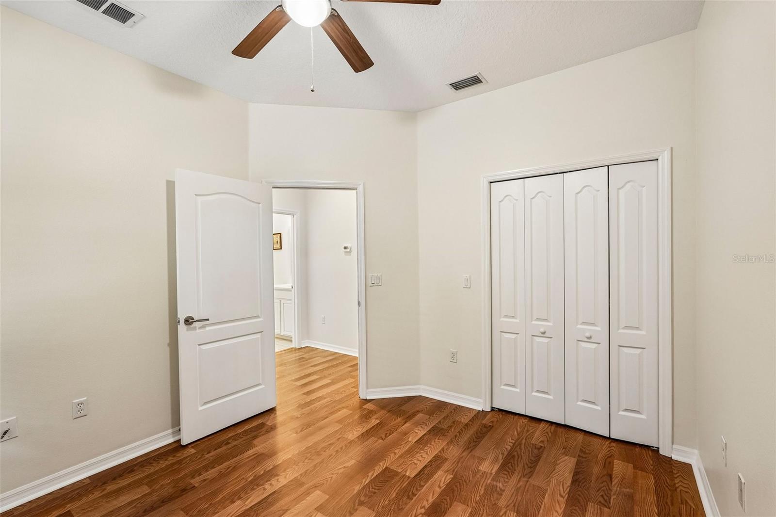 1468 DARYL DR — photo 17