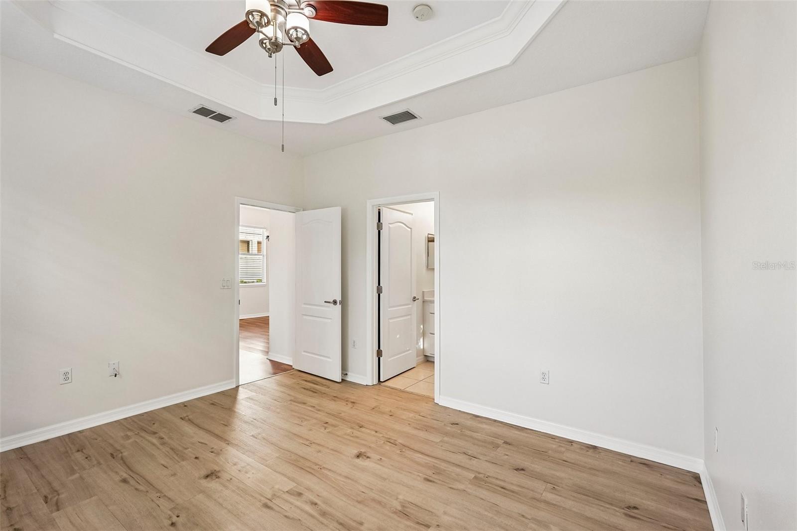 1468 DARYL DR — photo 24