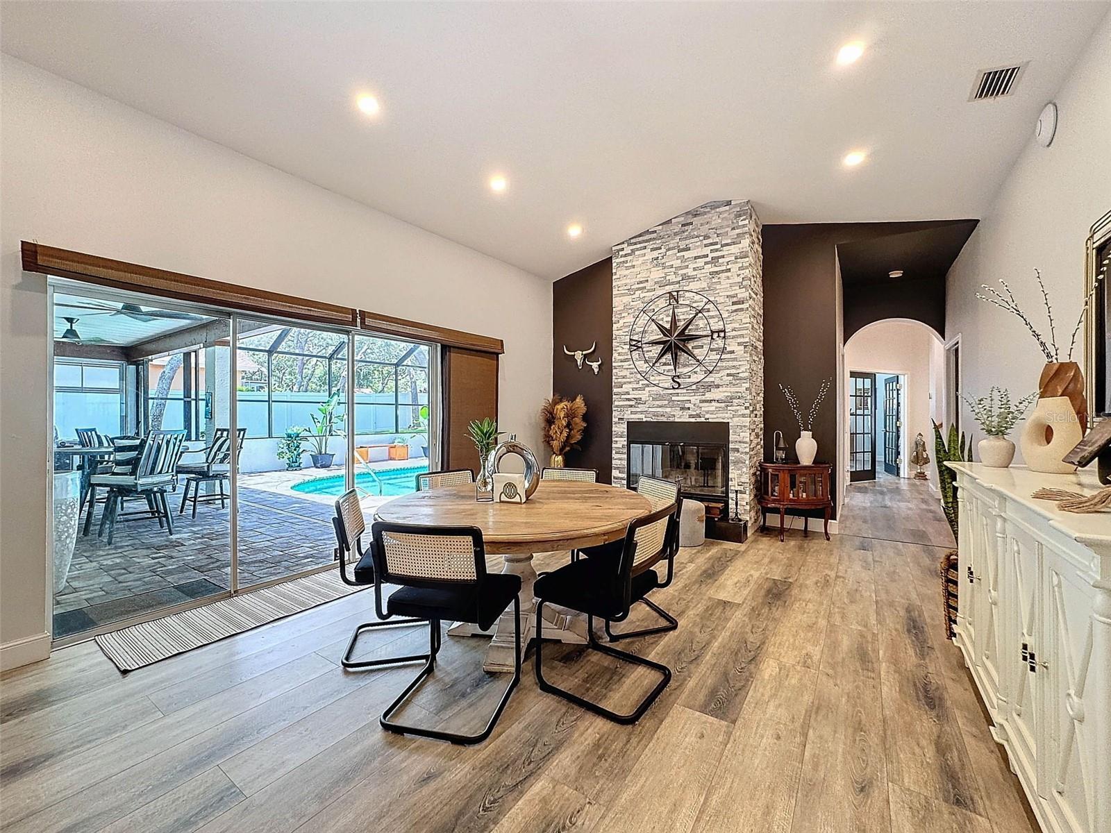 4448 GLENBROOK DR — photo 22