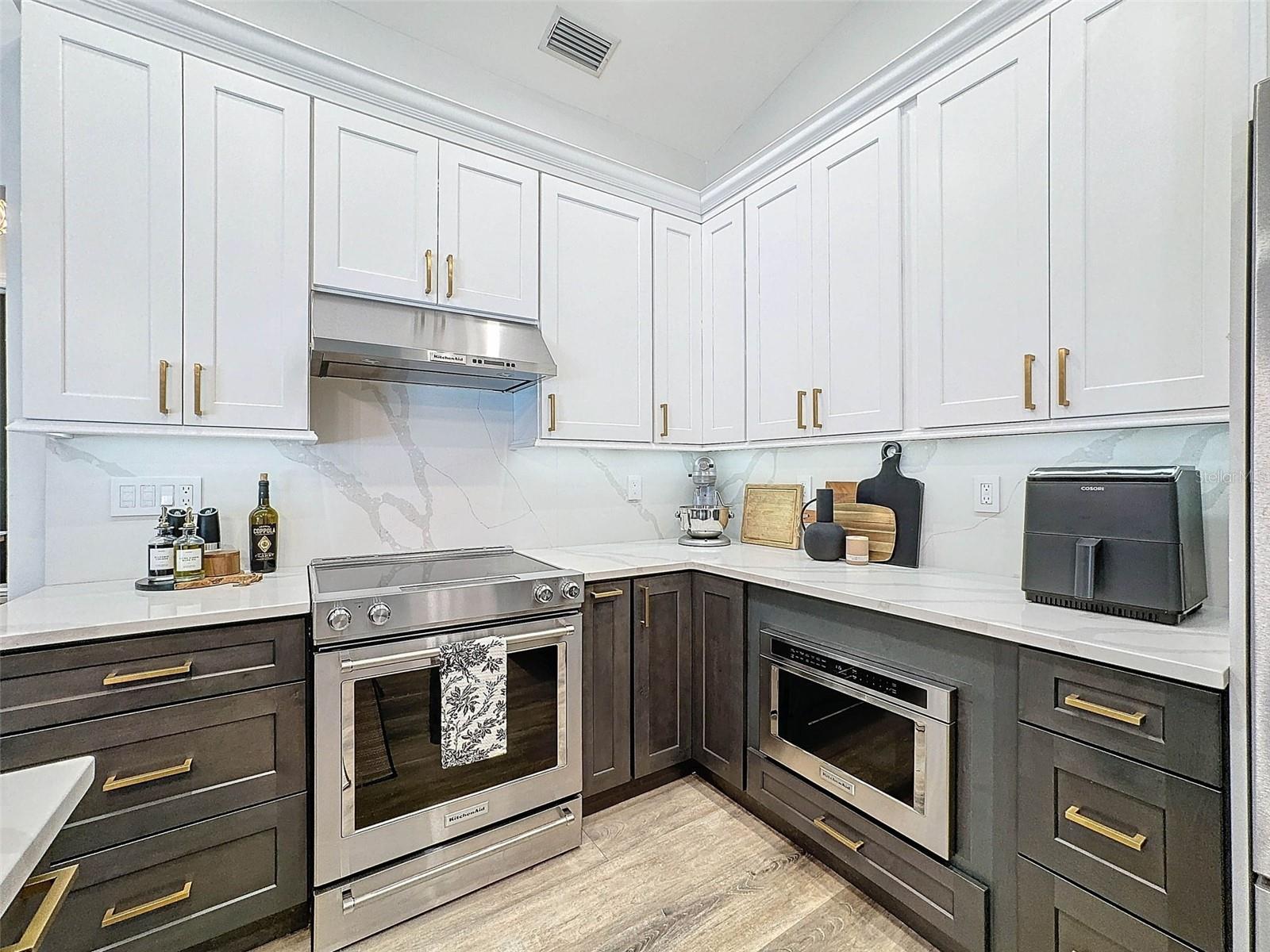 4448 GLENBROOK DR — photo 14