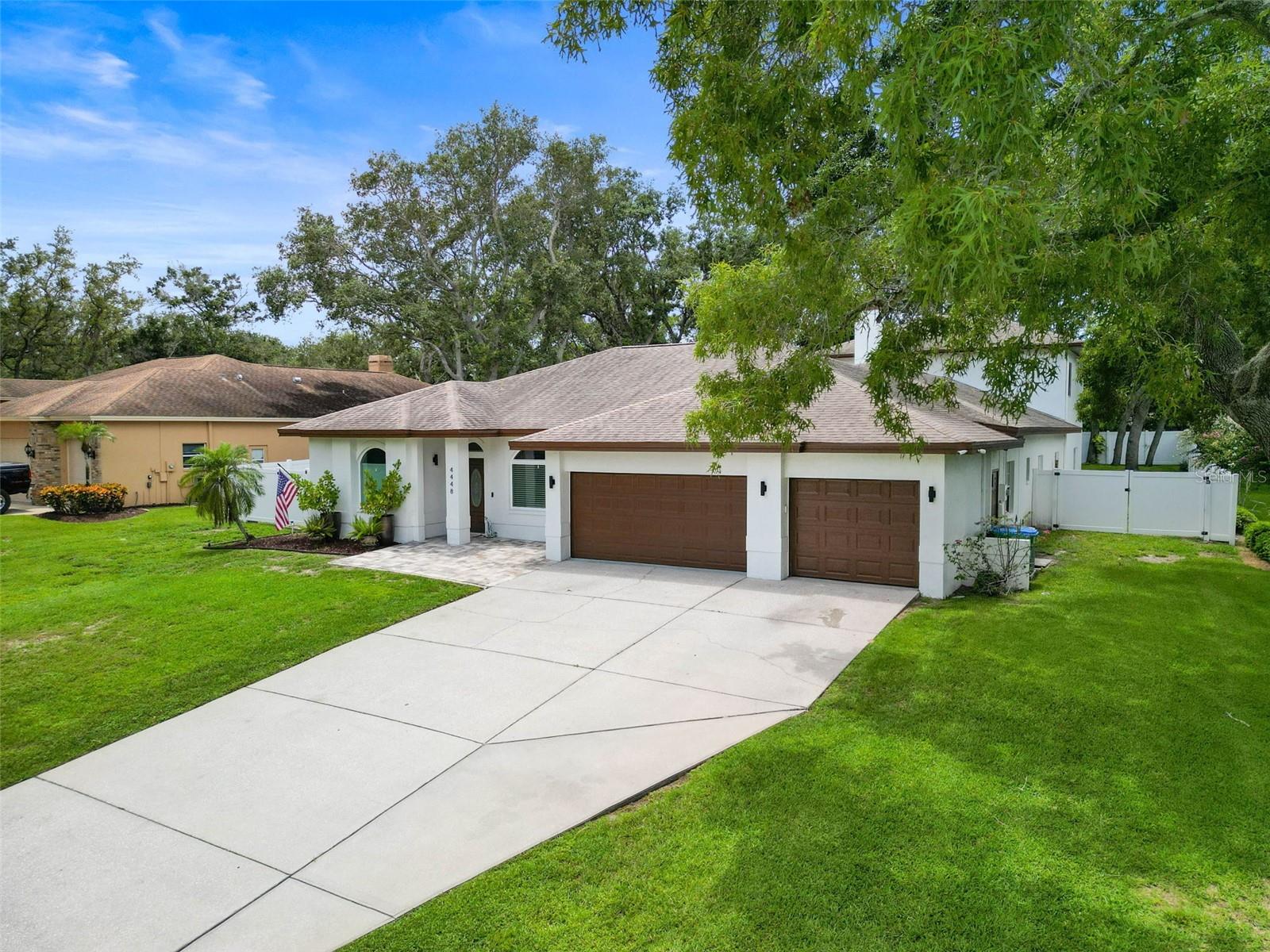 4448 GLENBROOK DR — photo 2