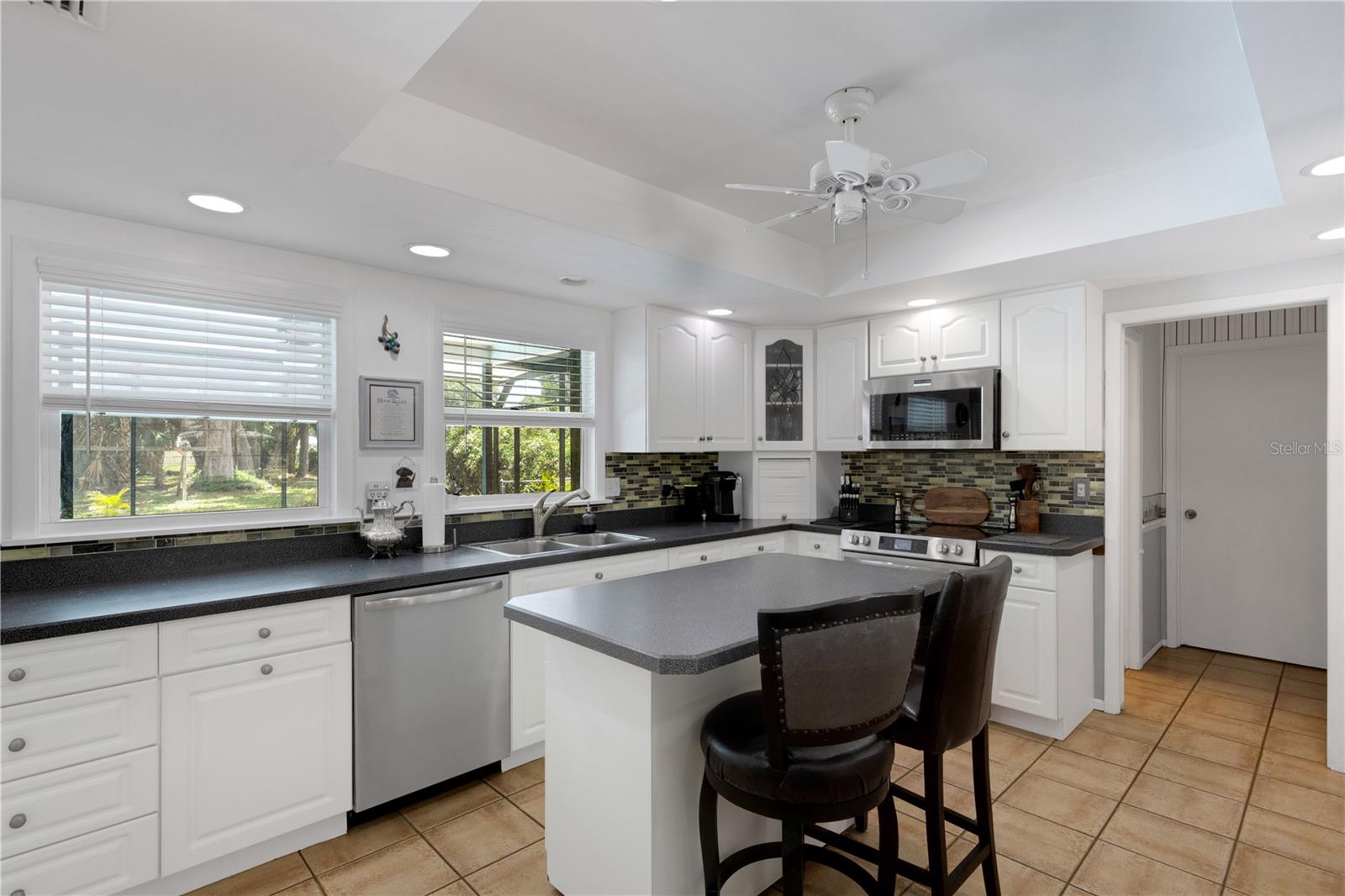 1603 PECAN ST — photo 28