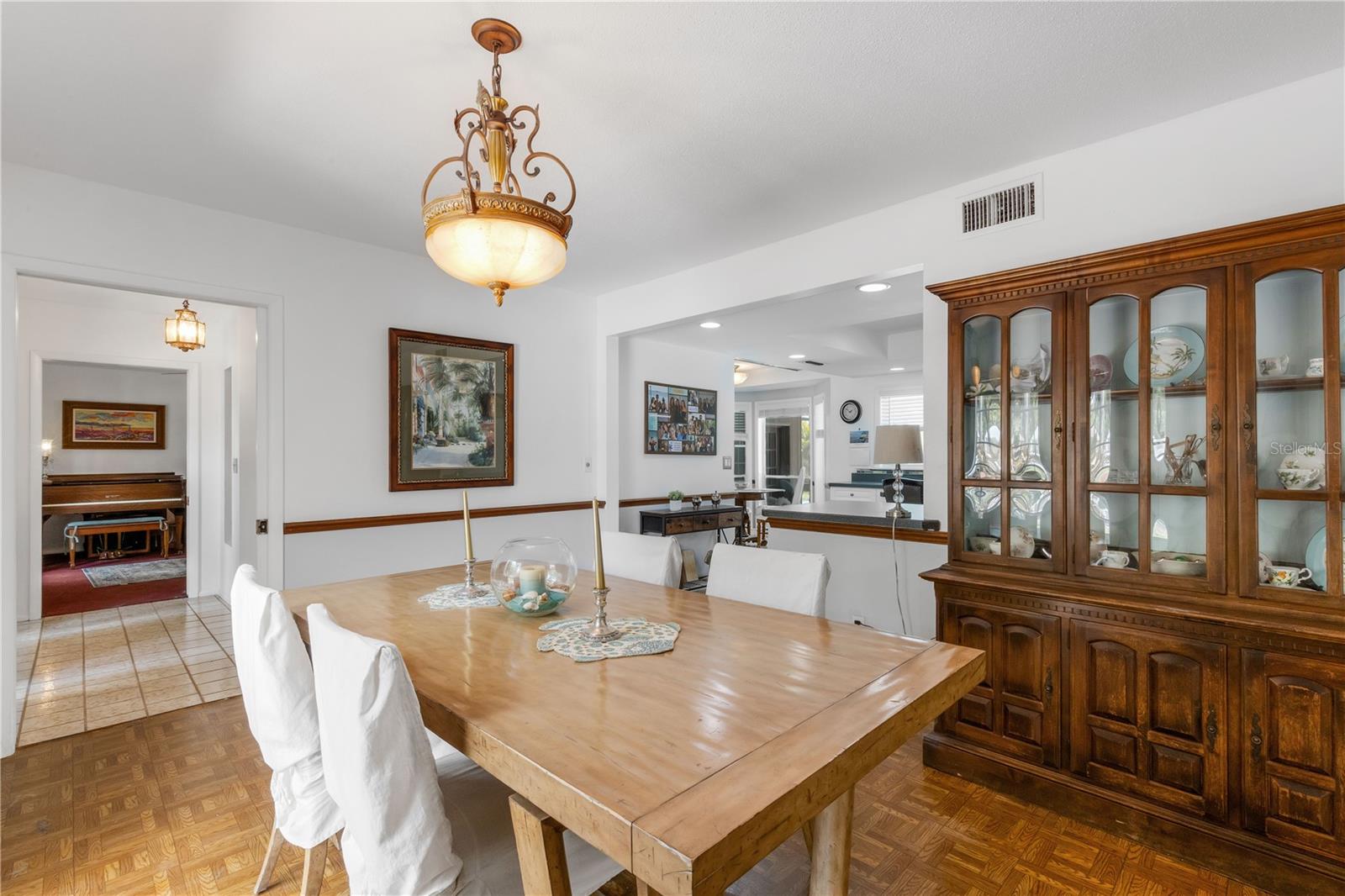 1603 PECAN ST — photo 33