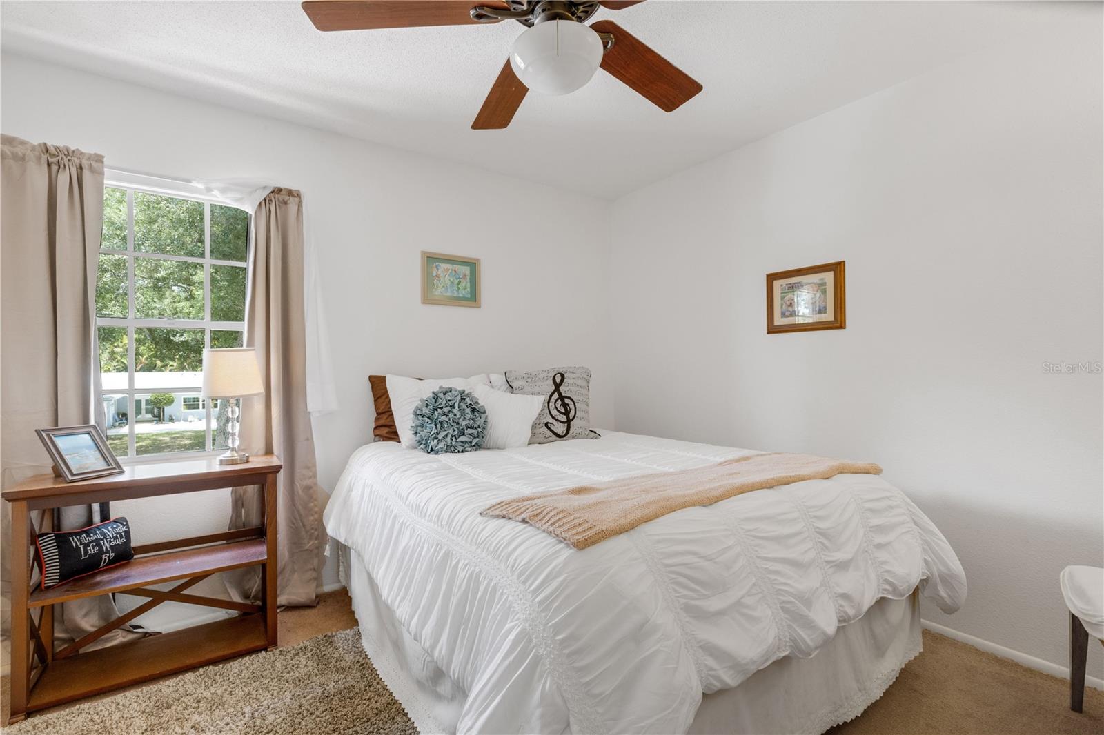 1603 PECAN ST — photo 2