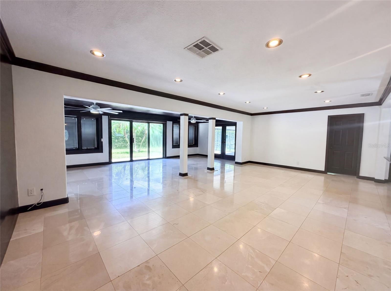 1515 S WEST SHORE BLVD — photo 11