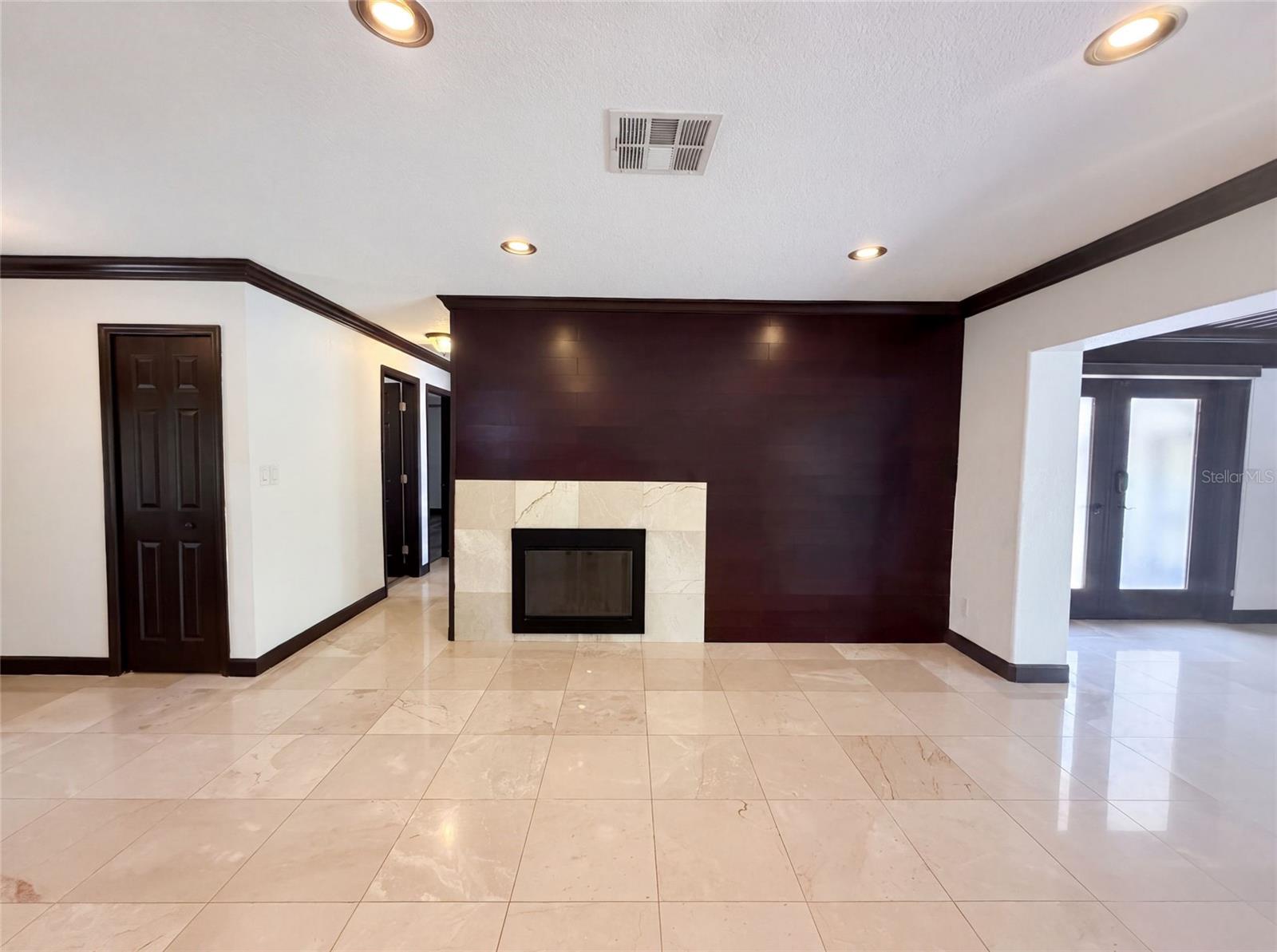 1515 S WEST SHORE BLVD — photo 10