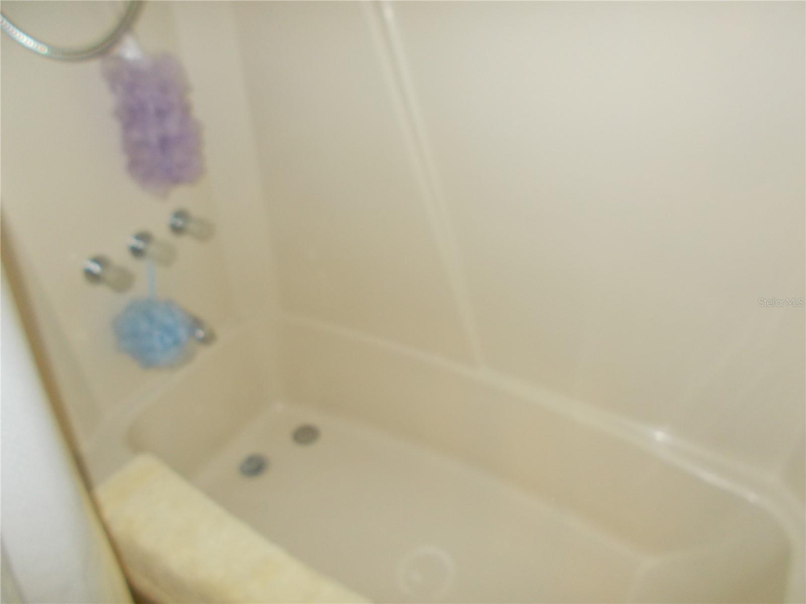 6432 KEENA CT — photo 36