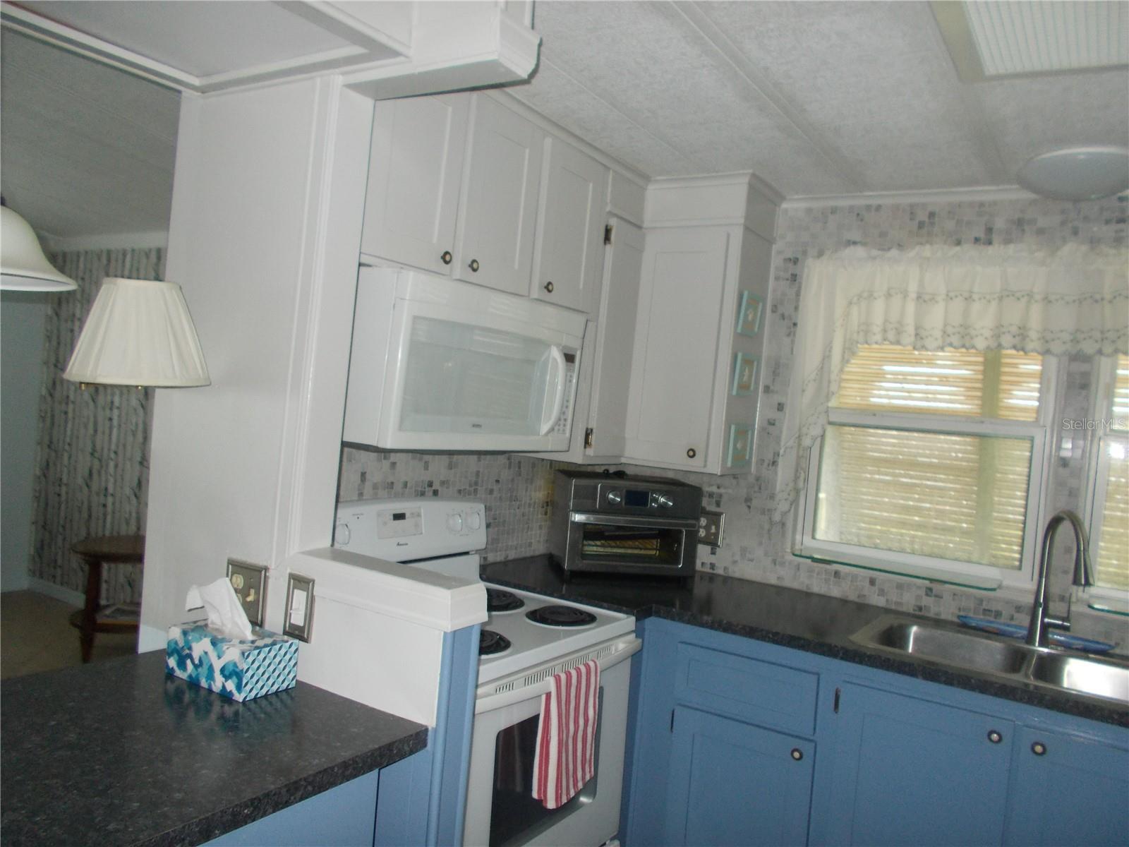 6432 KEENA CT — photo 6