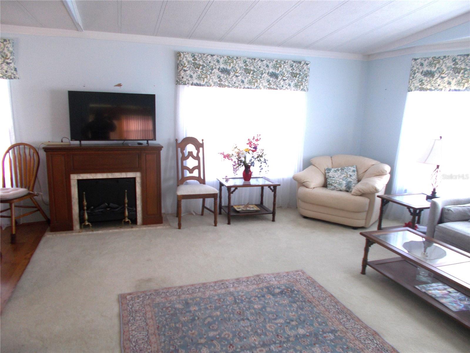 6432 KEENA CT — photo 19