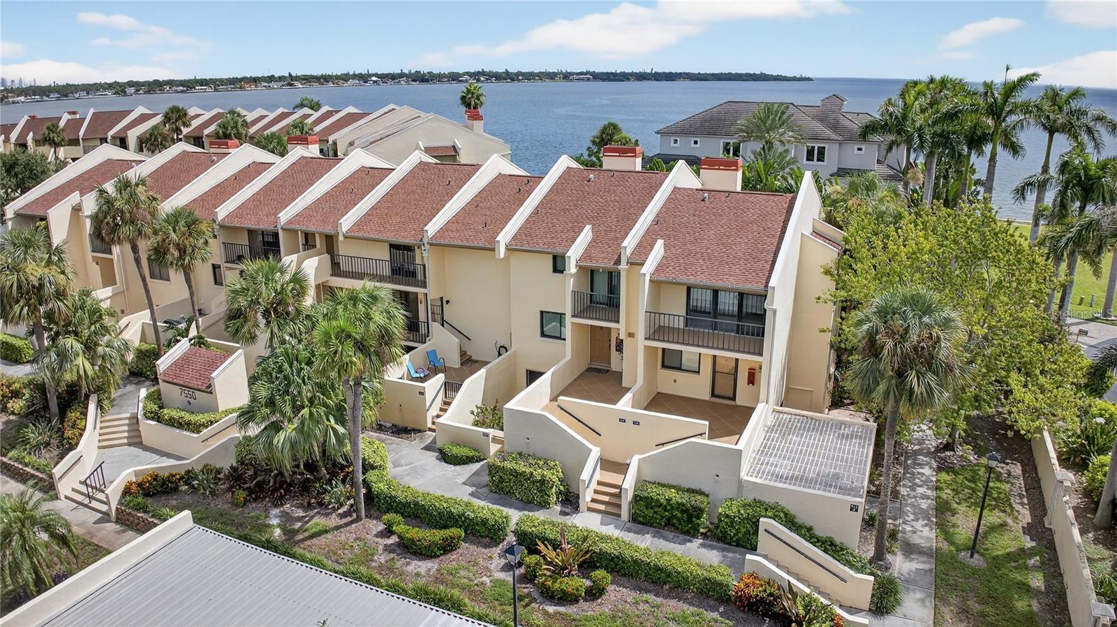 7550 SUNSHINE SKYWAY LN S #P12 — photo 32