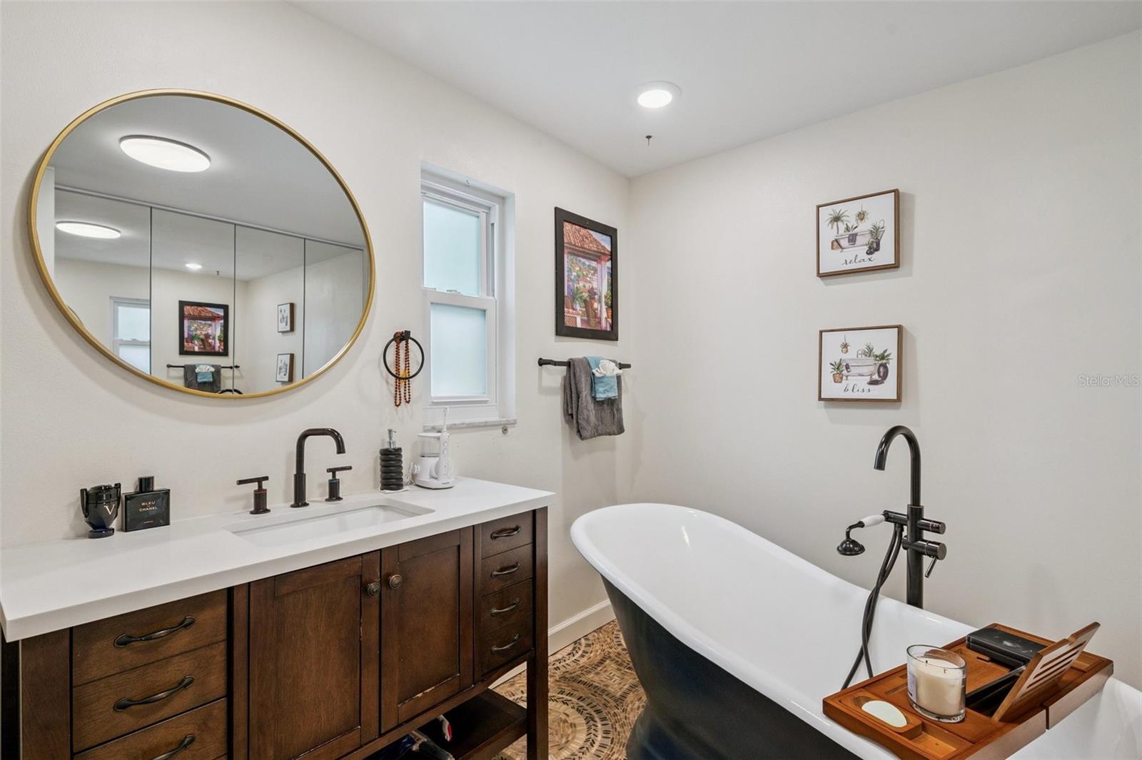 2420 FAIRBANKS DR — photo 58