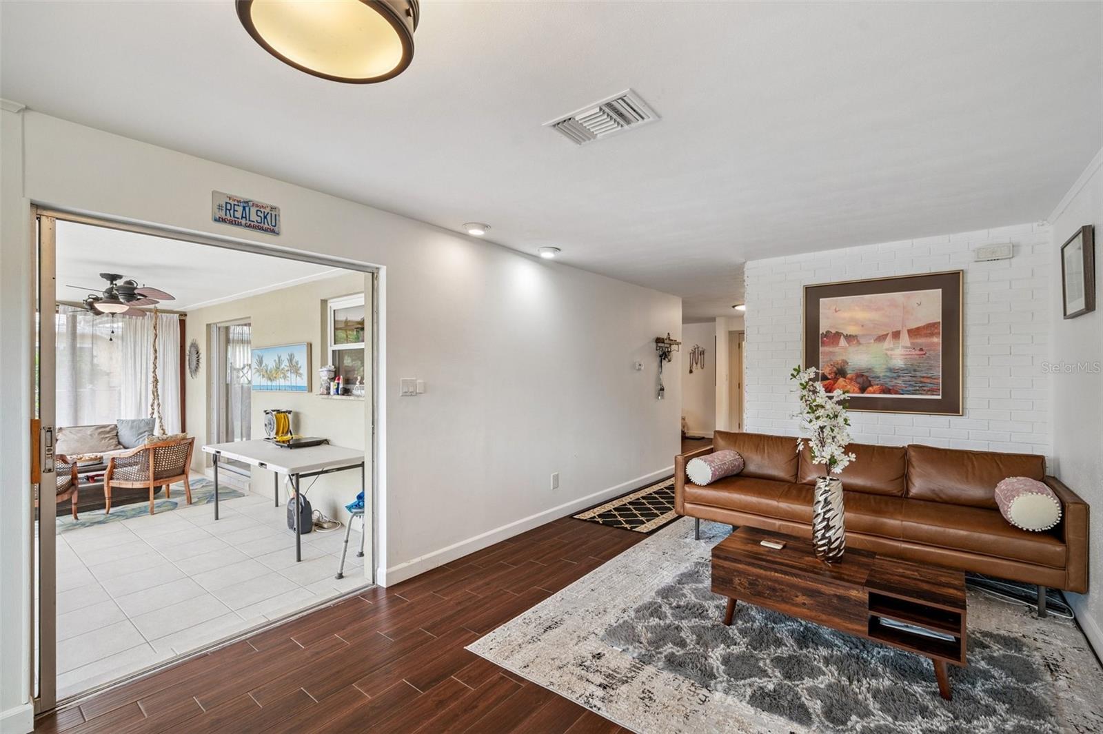 2420 FAIRBANKS DR — photo 41