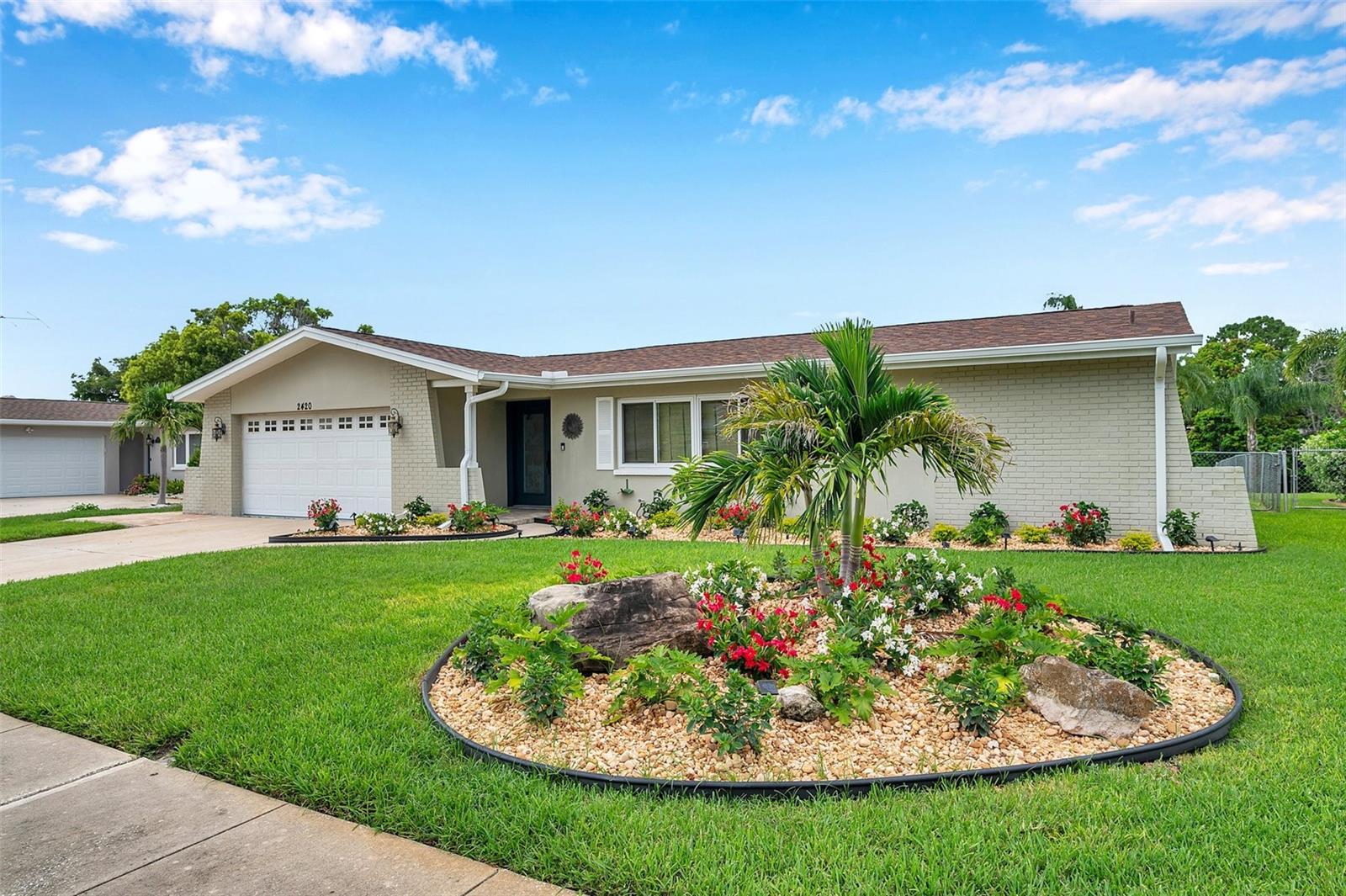 2420 FAIRBANKS DR — photo 15
