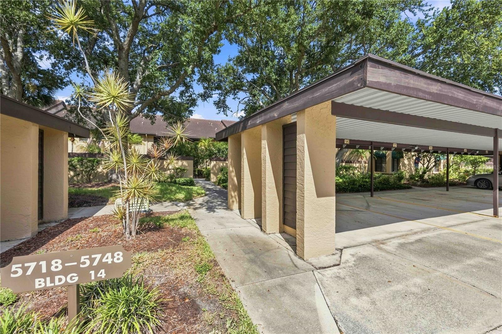 5726 ASHTON LAKE DR #11 — photo 5