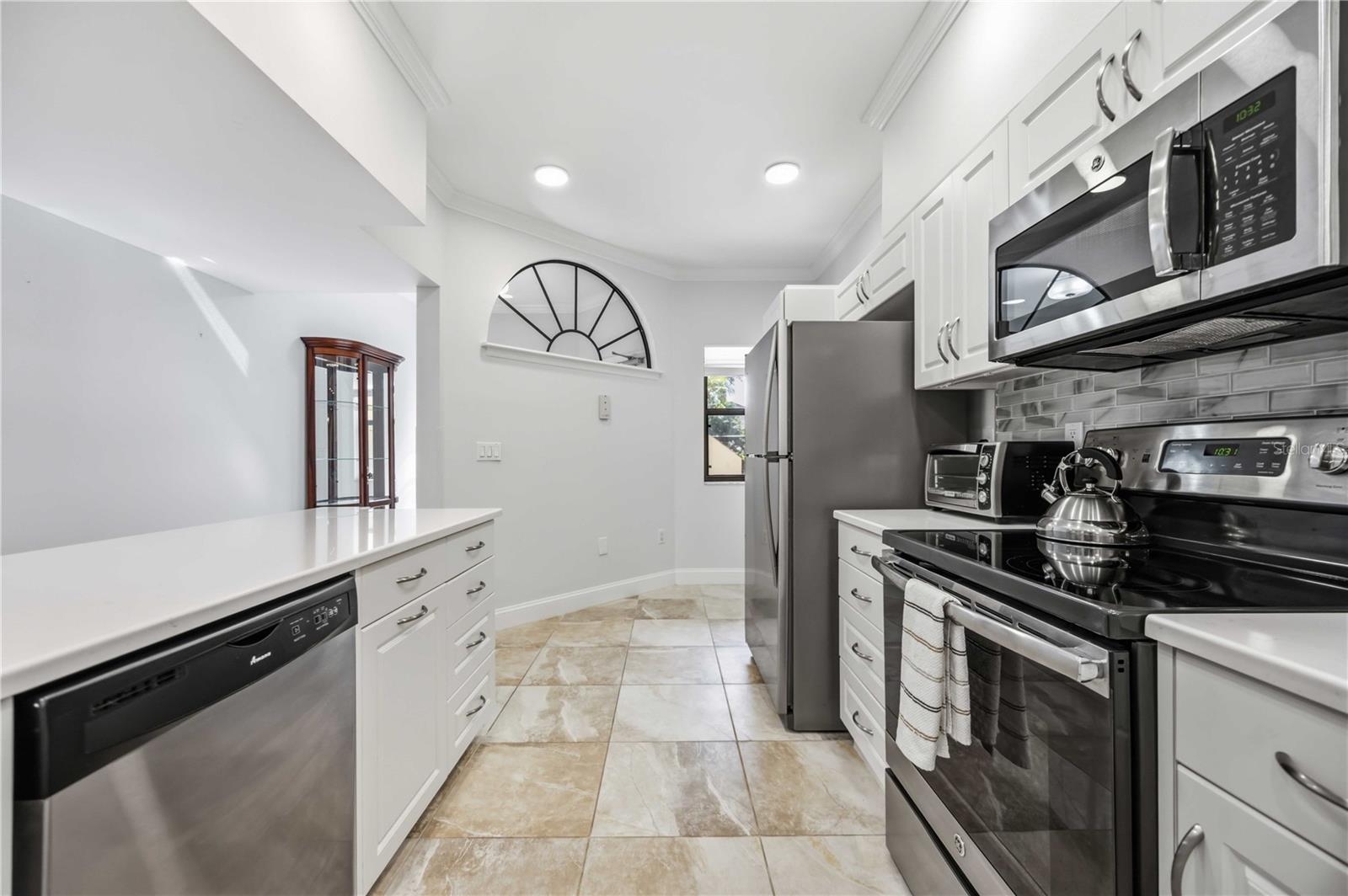 5726 ASHTON LAKE DR #11 — photo 13