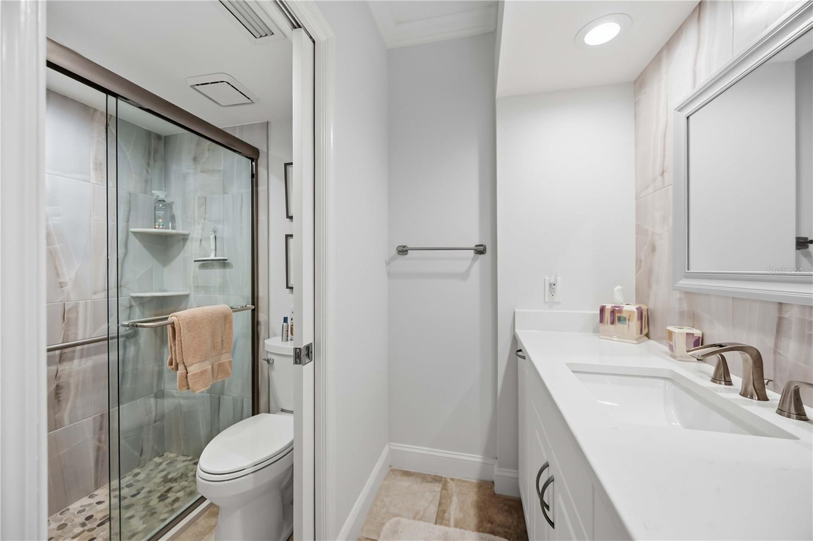 5726 ASHTON LAKE DR #11 — photo 28