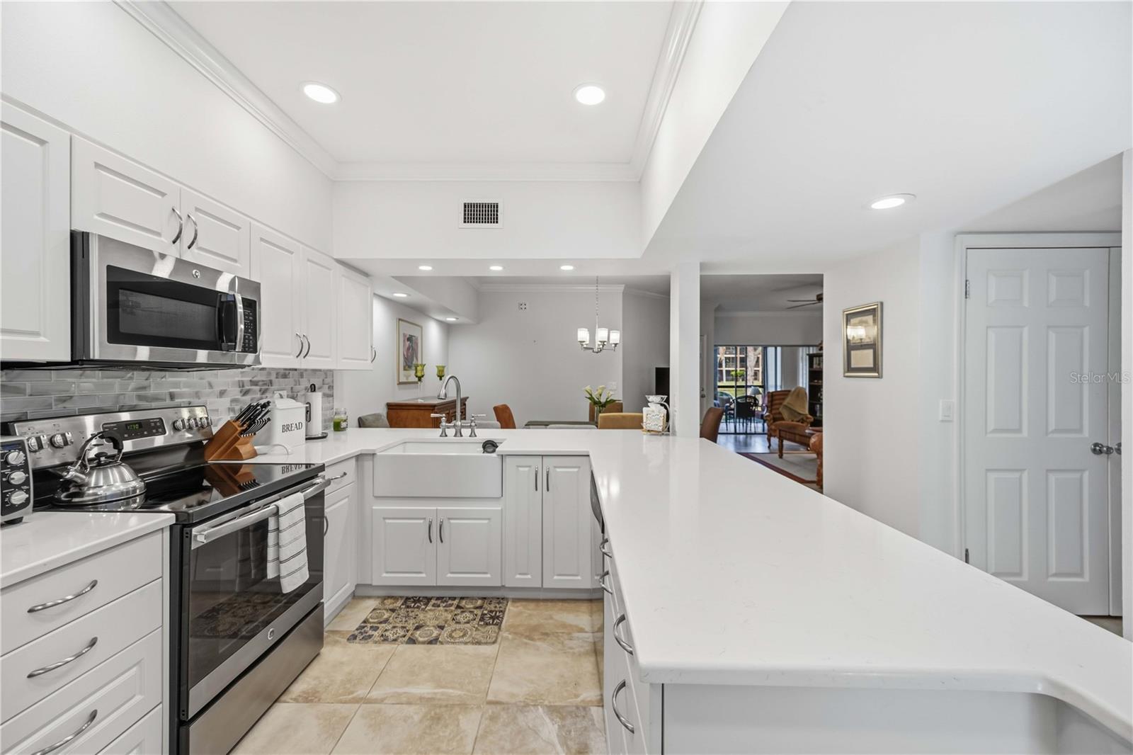 5726 ASHTON LAKE DR #11 — photo 10