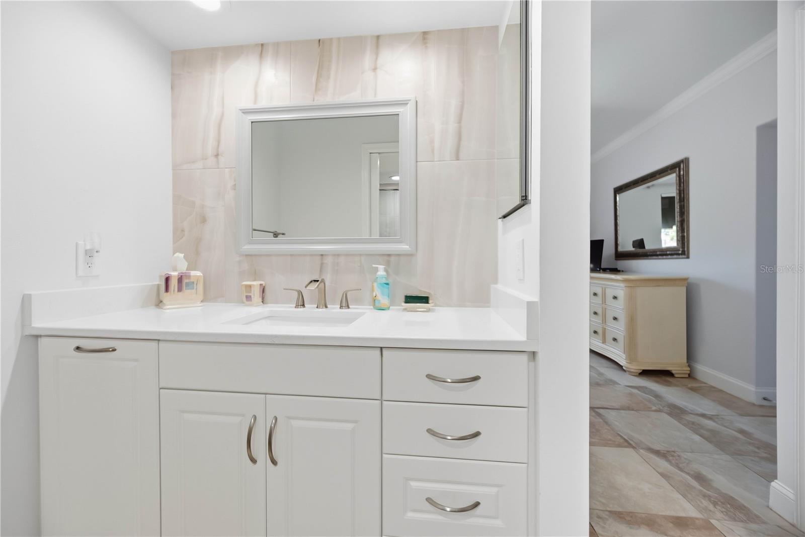 5726 ASHTON LAKE DR #11 — photo 30