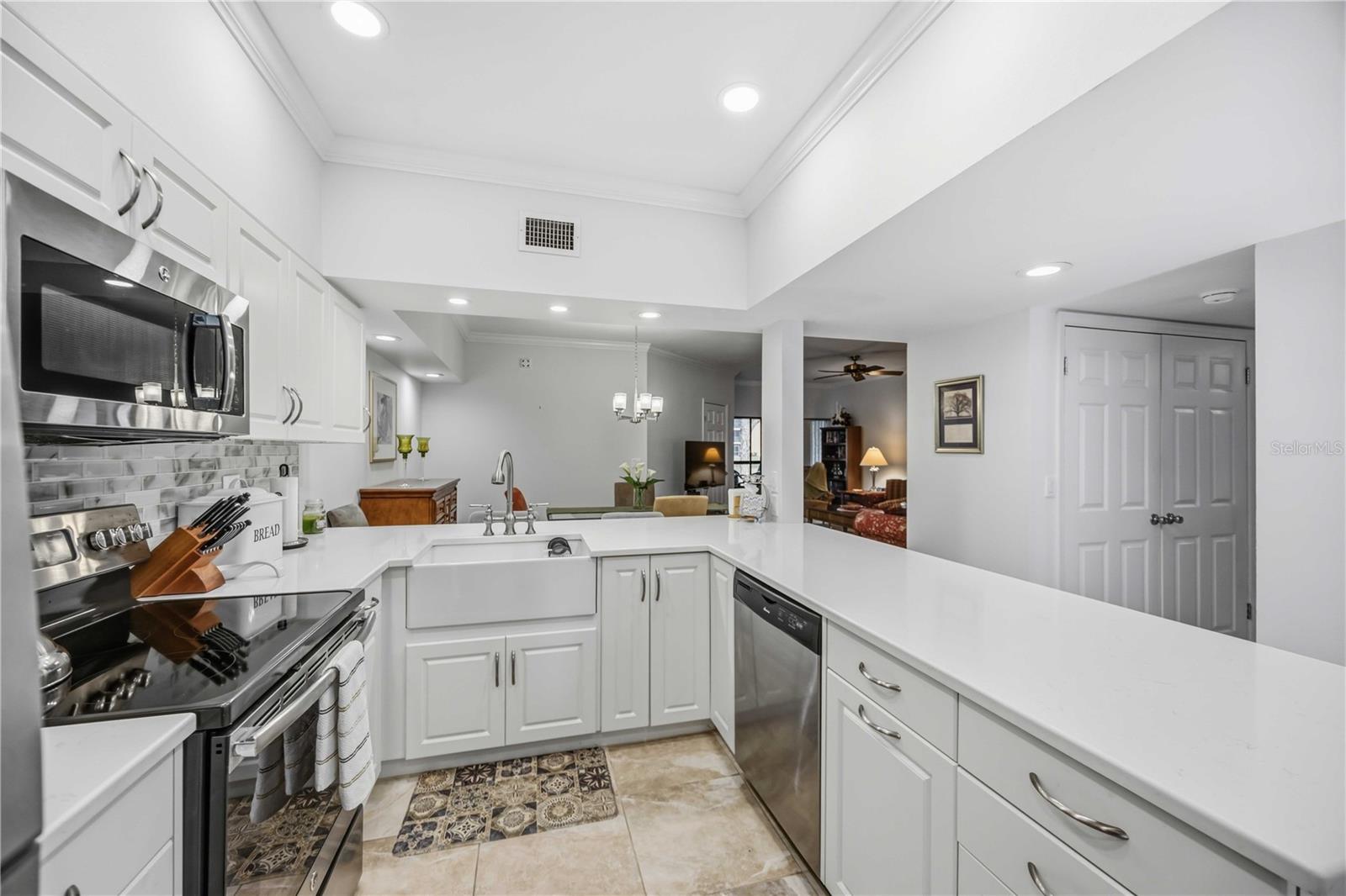 5726 ASHTON LAKE DR #11 — photo 11