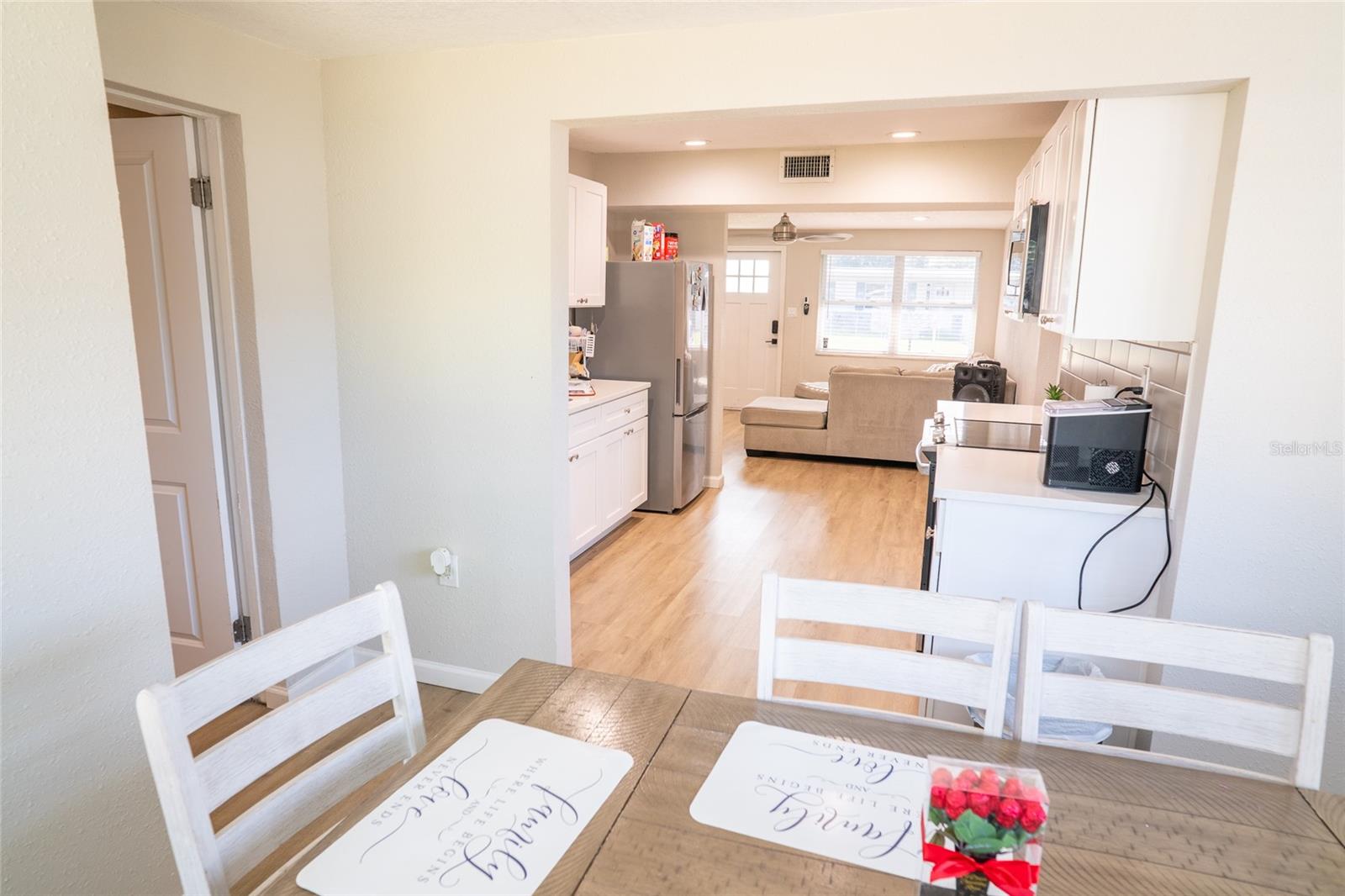 11041 TAFT DR — photo 11