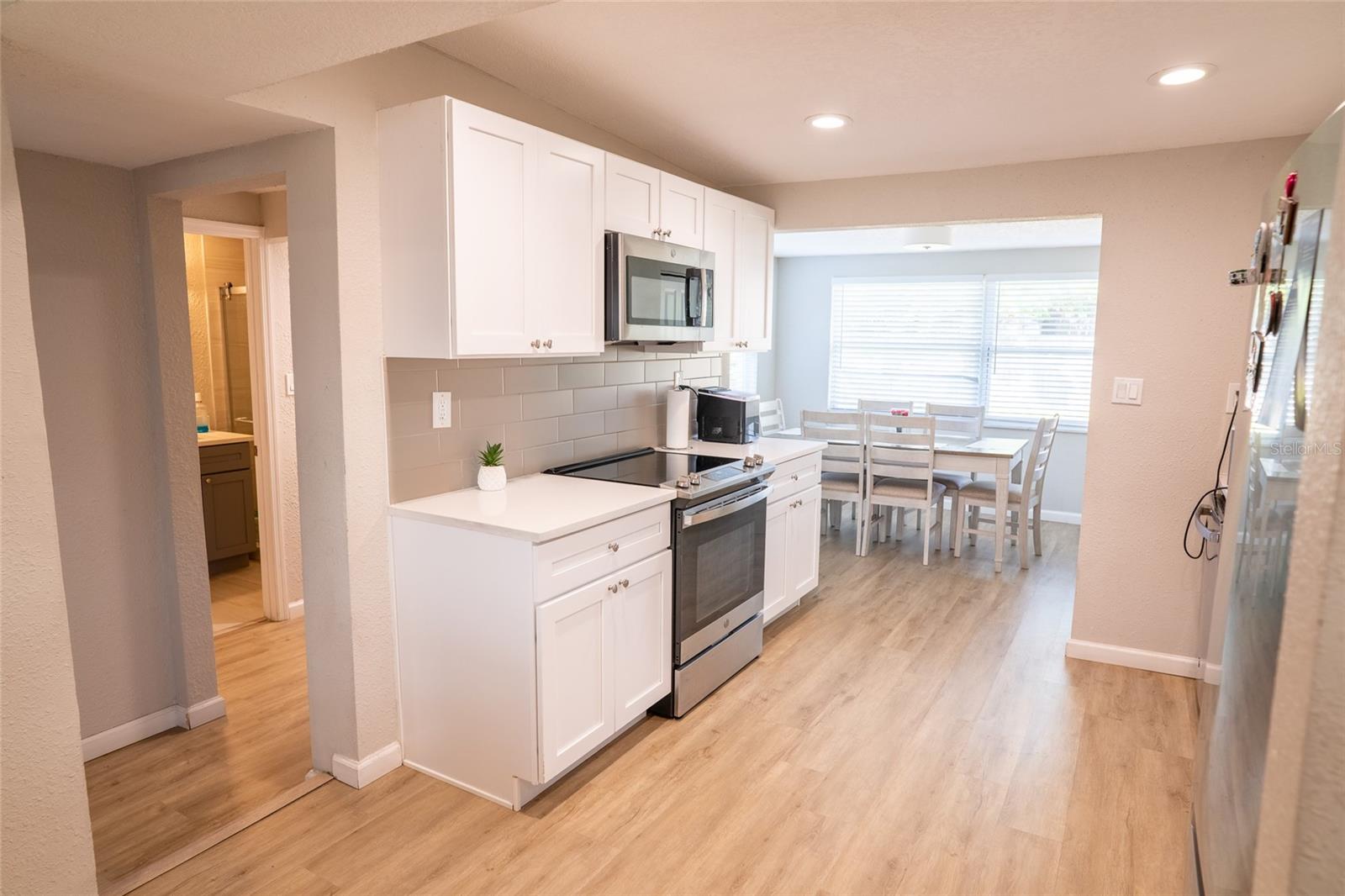 11041 TAFT DR — photo 7