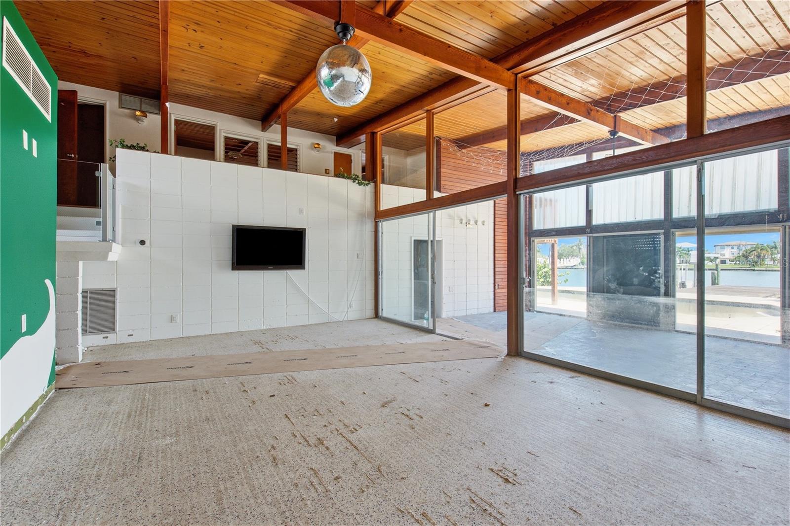 31 DOLPHIN DR — photo 6