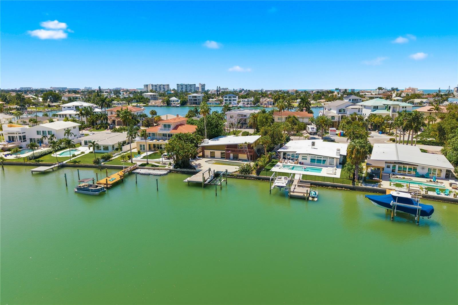 31 DOLPHIN DR — photo 31