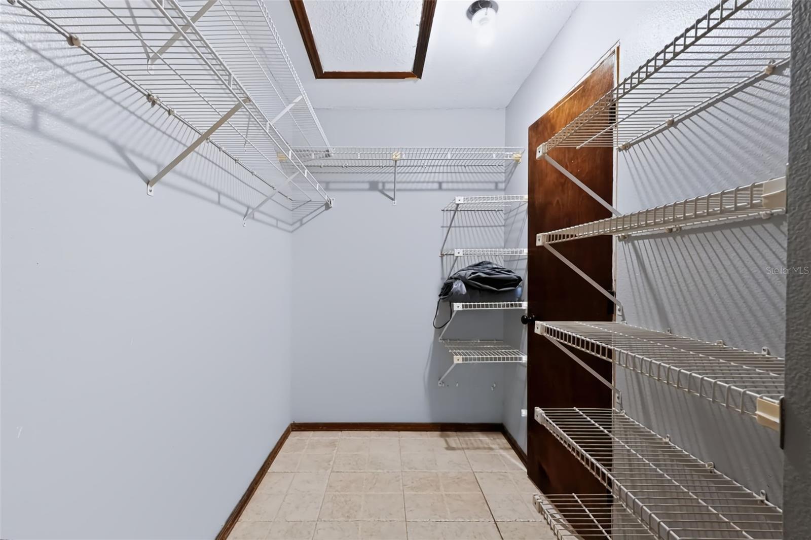 1035 ANCLOTE DR — photo 38