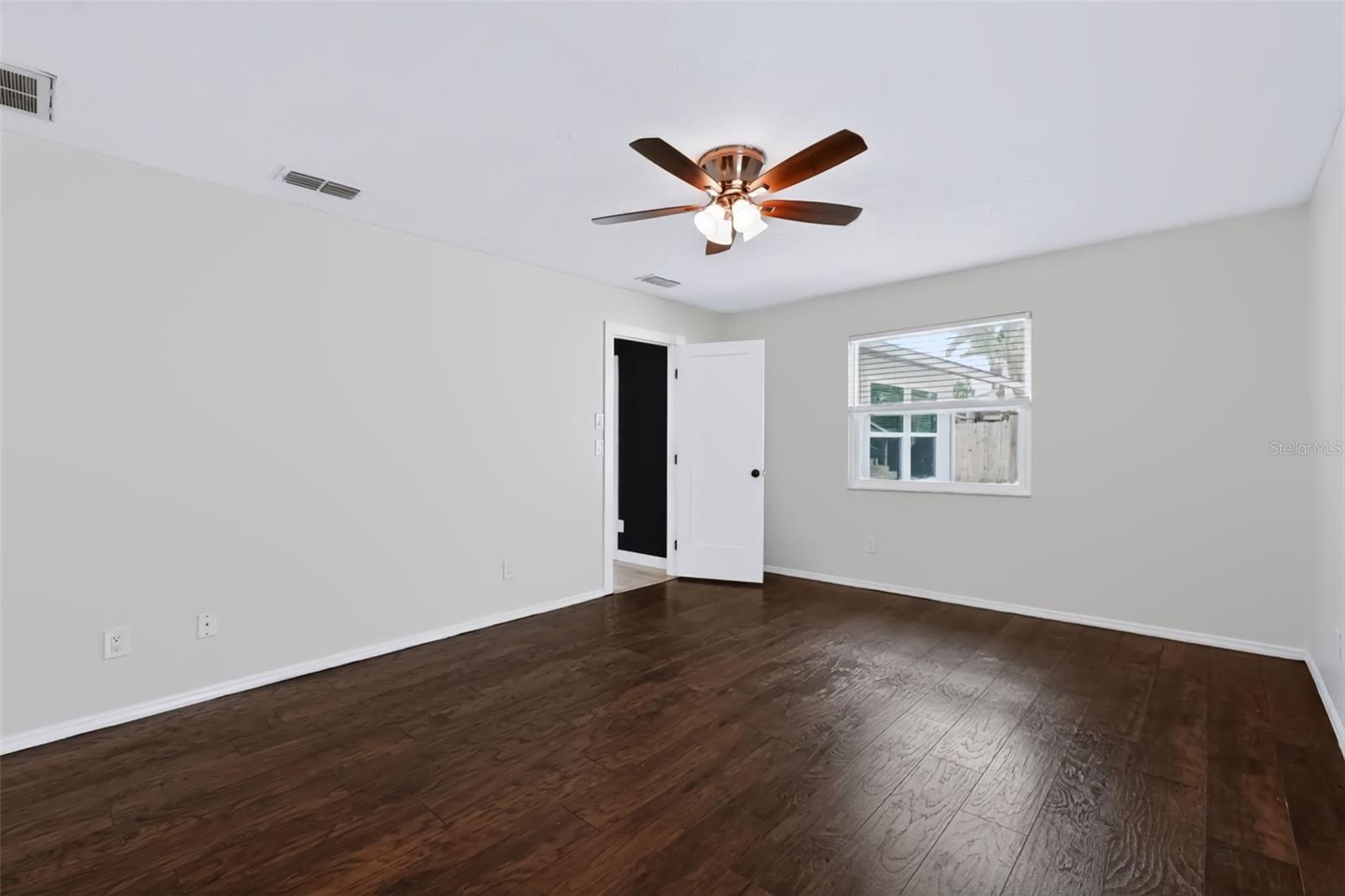 1035 ANCLOTE DR — photo 34