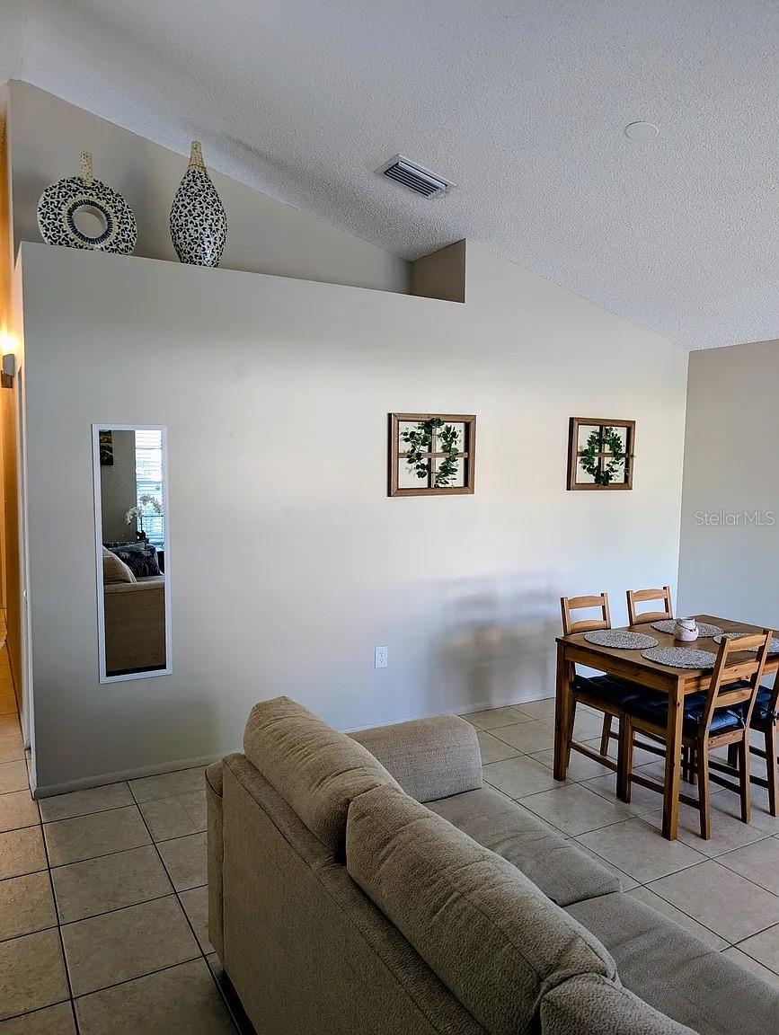 1083 SNEAD AVE — photo 5