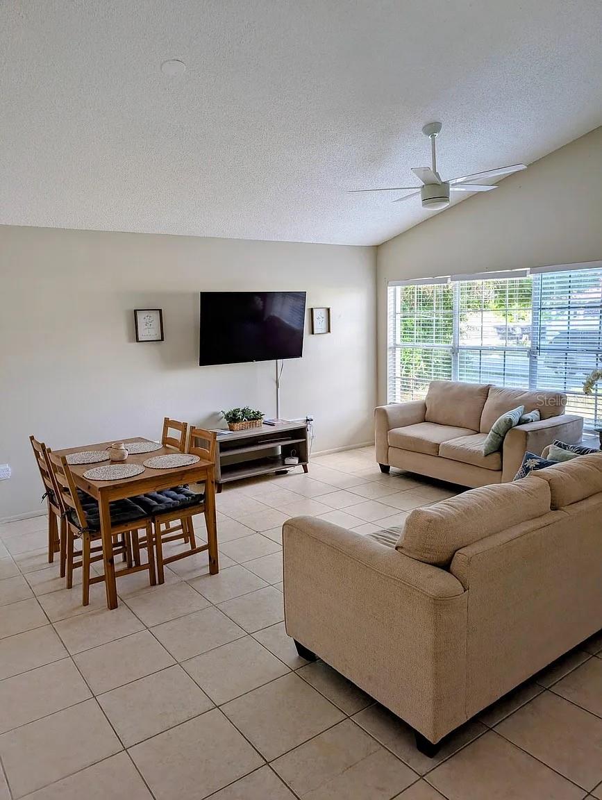 1083 SNEAD AVE — photo 4