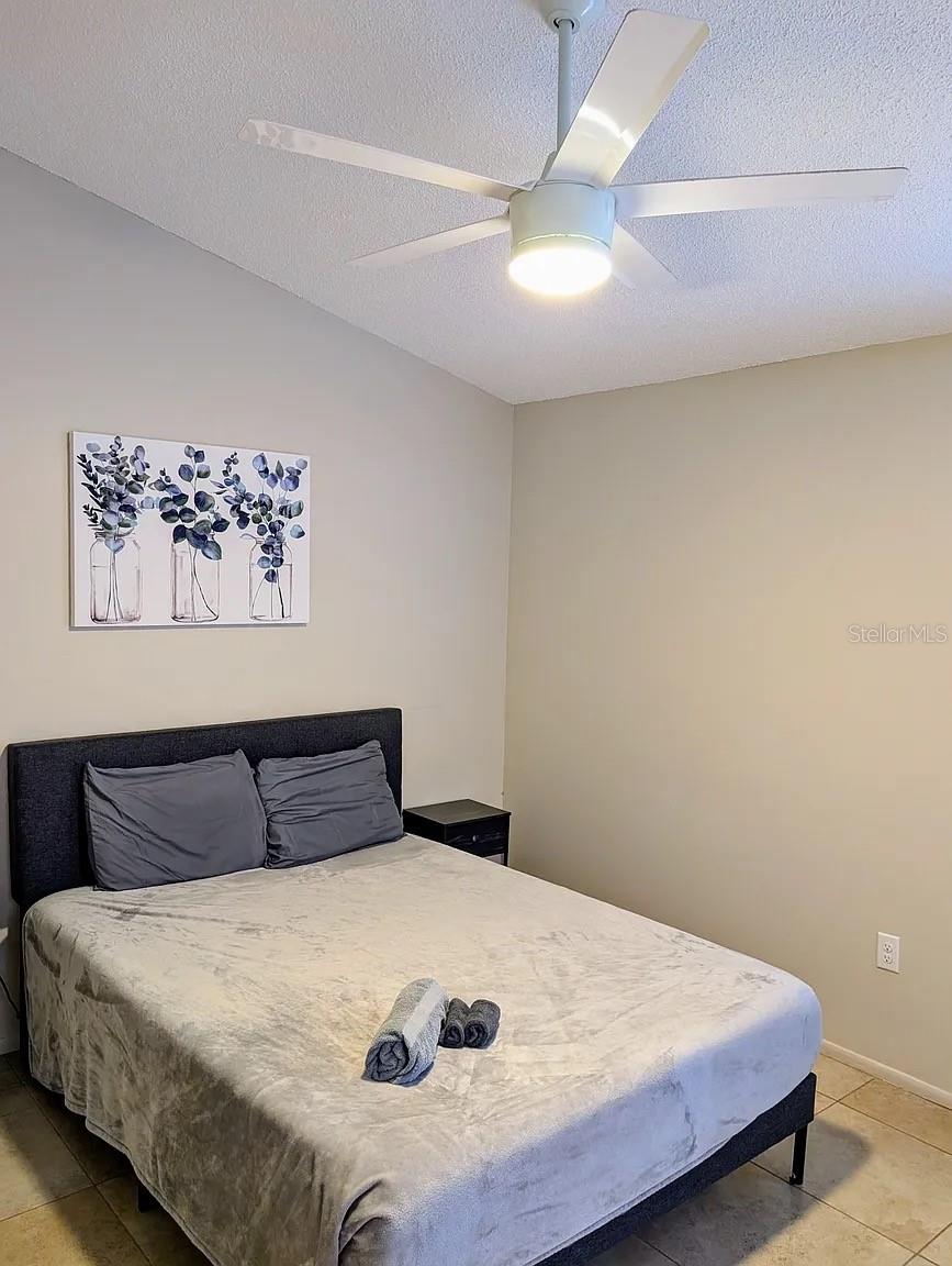 1083 SNEAD AVE — photo 11