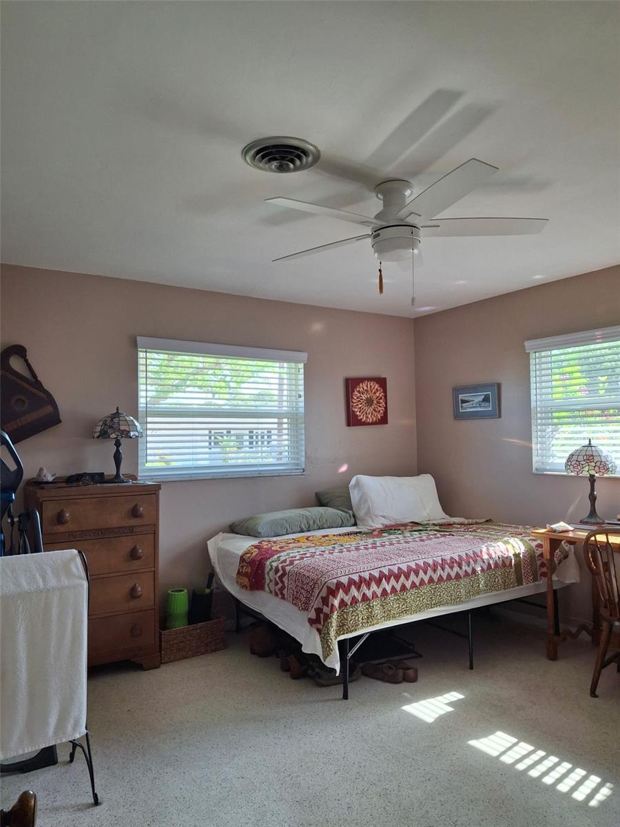 135 ENGLEWOOD HEIGHTS RD — photo 11