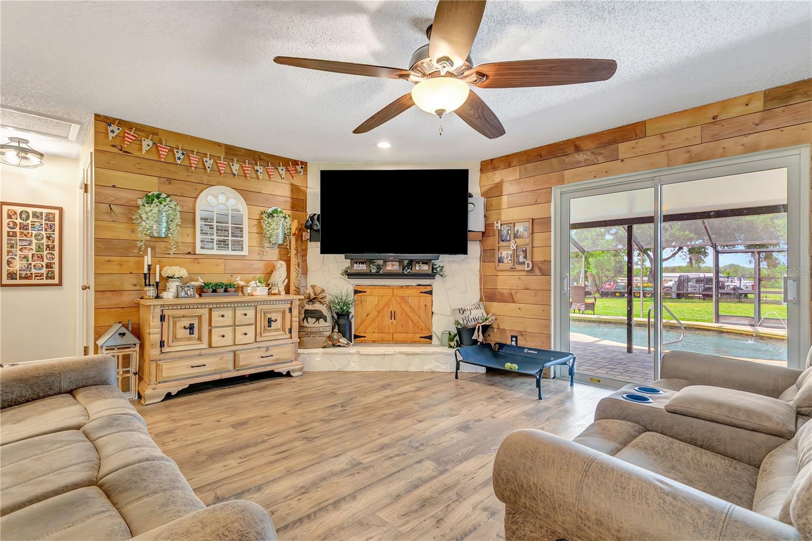 10710 BILL TUCKER RD — photo 11