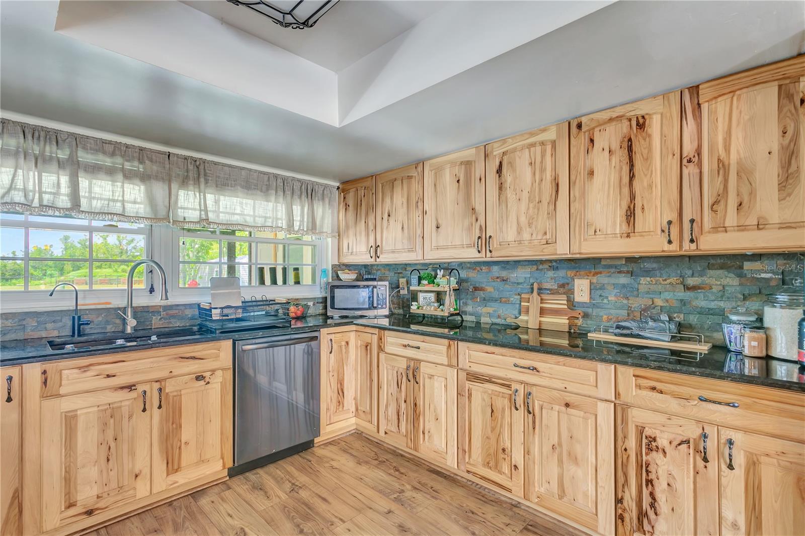 10710 BILL TUCKER RD — photo 10