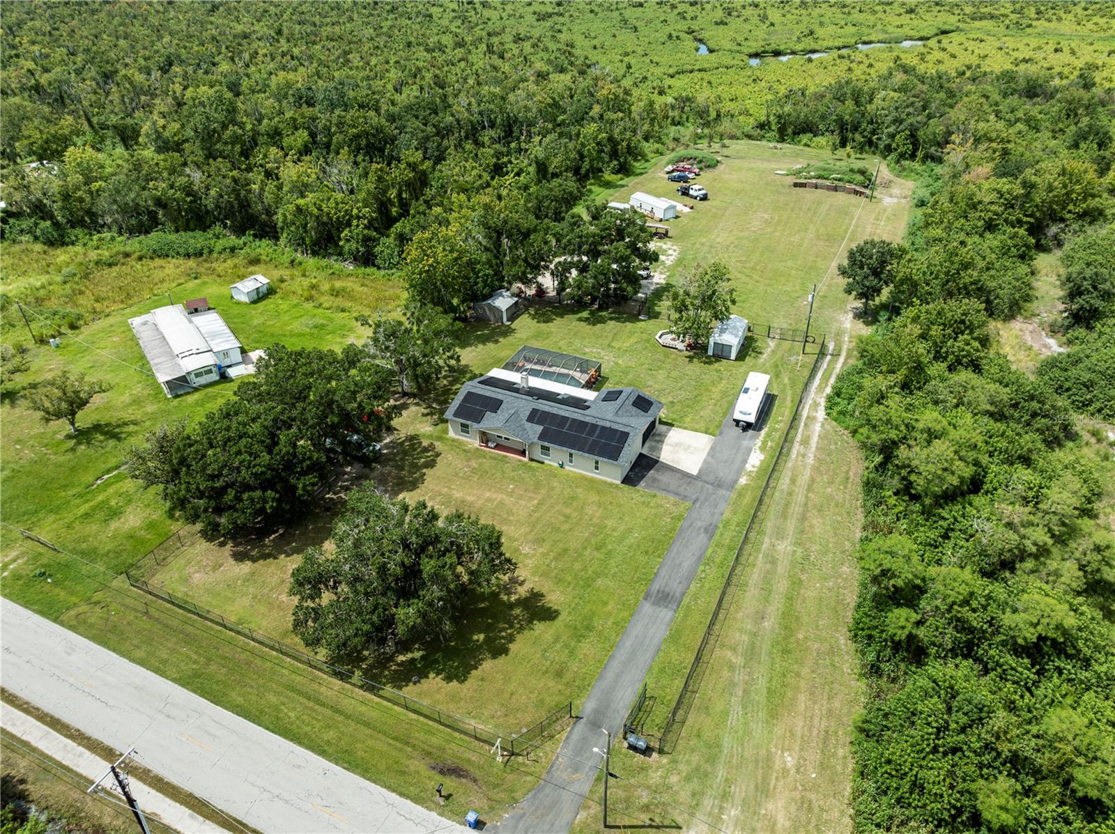 10710 BILL TUCKER RD — photo 42
