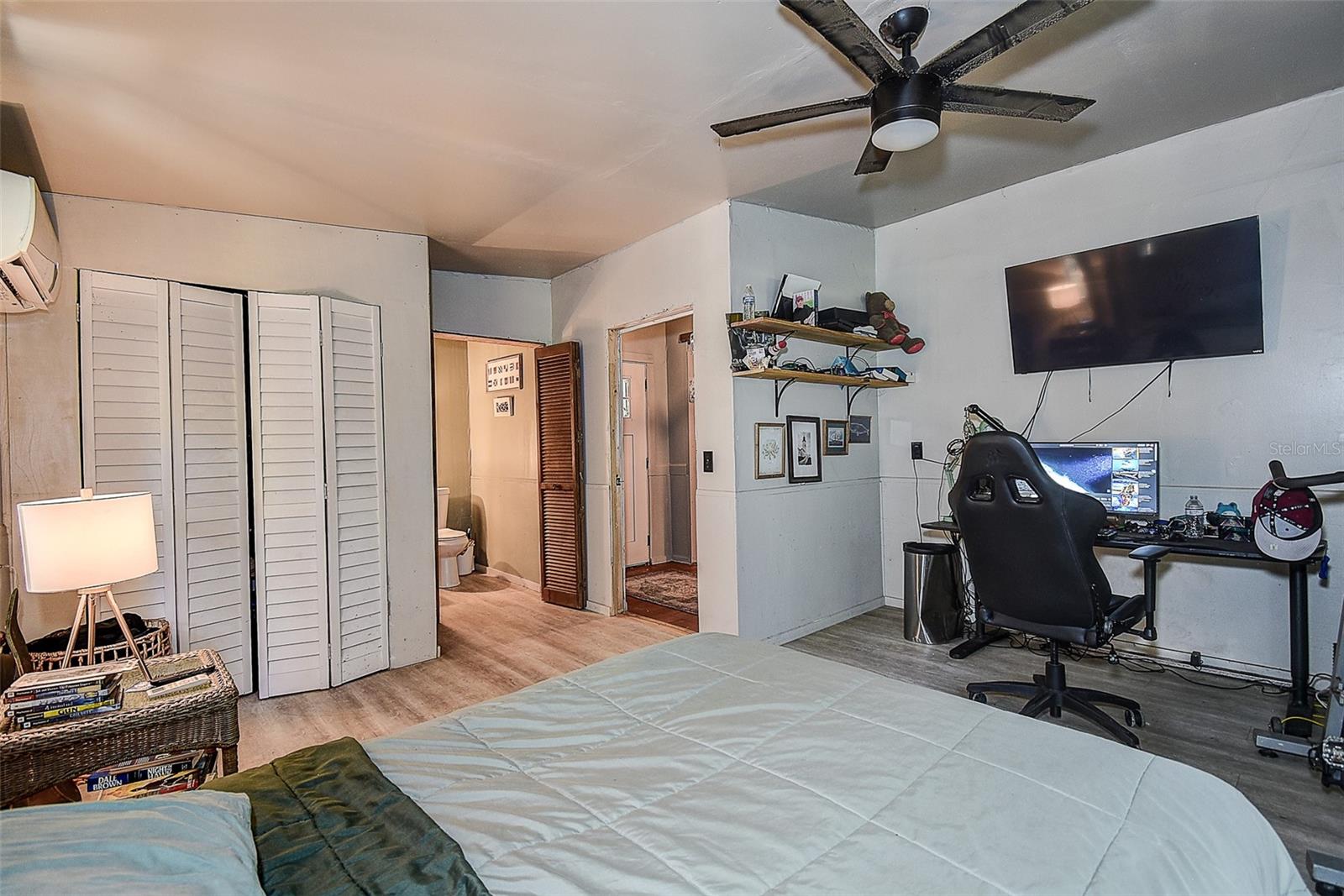 7033 CREEK DR — photo 22