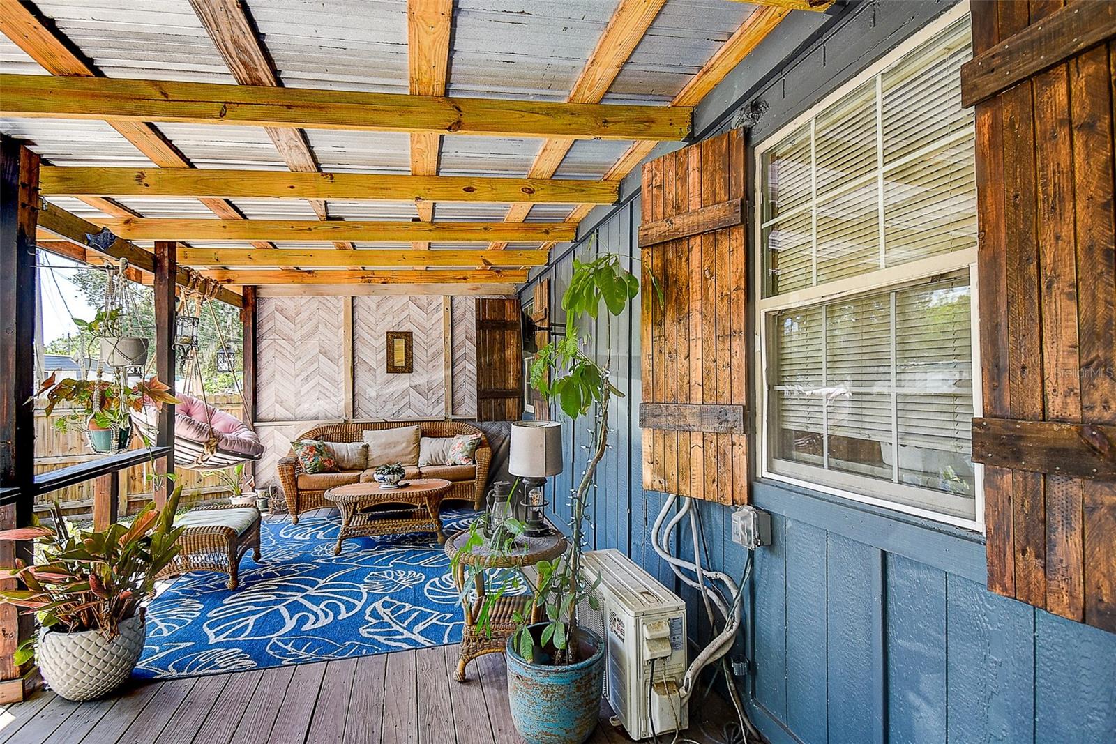 7033 CREEK DR — photo 5