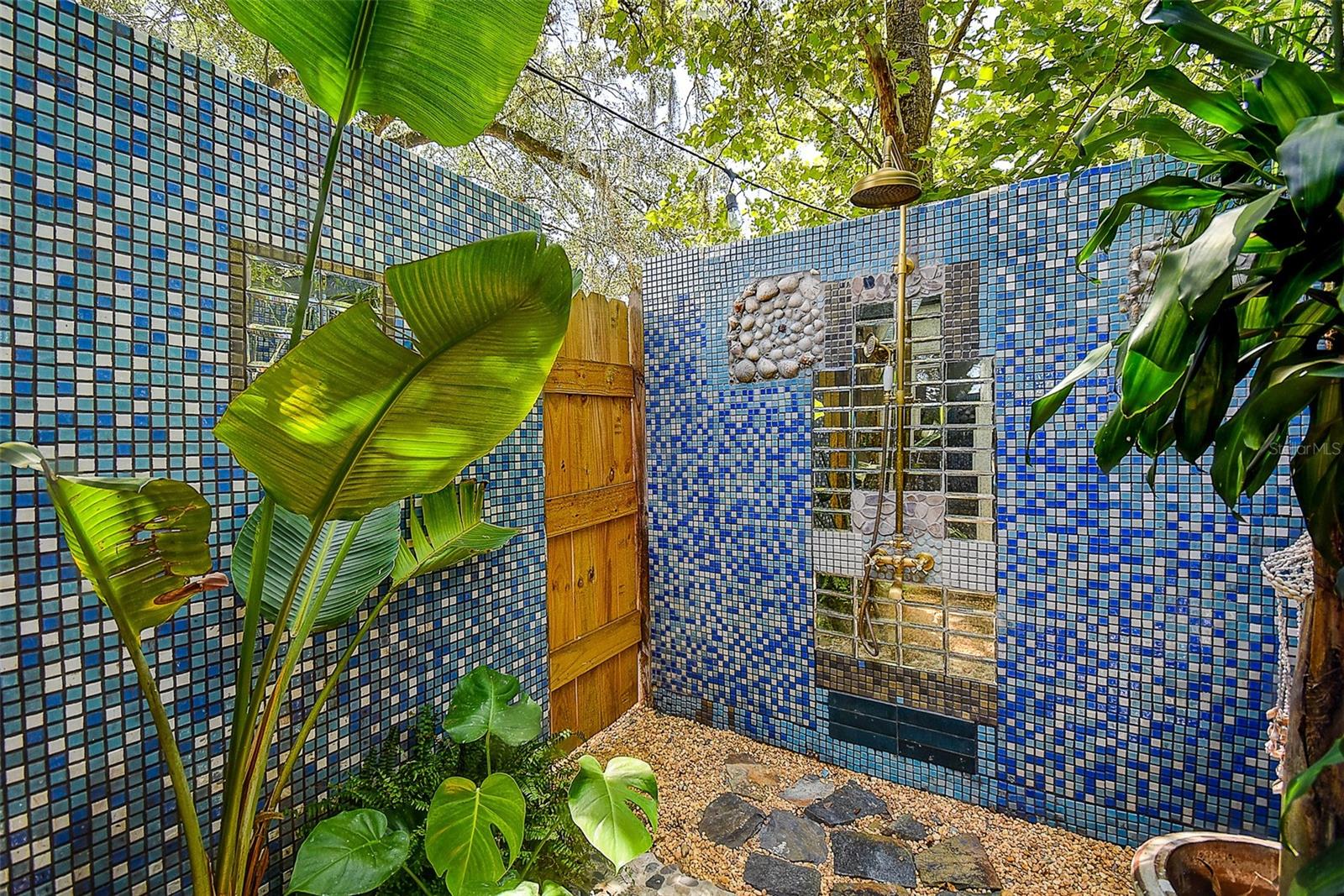 7033 CREEK DR — photo 44