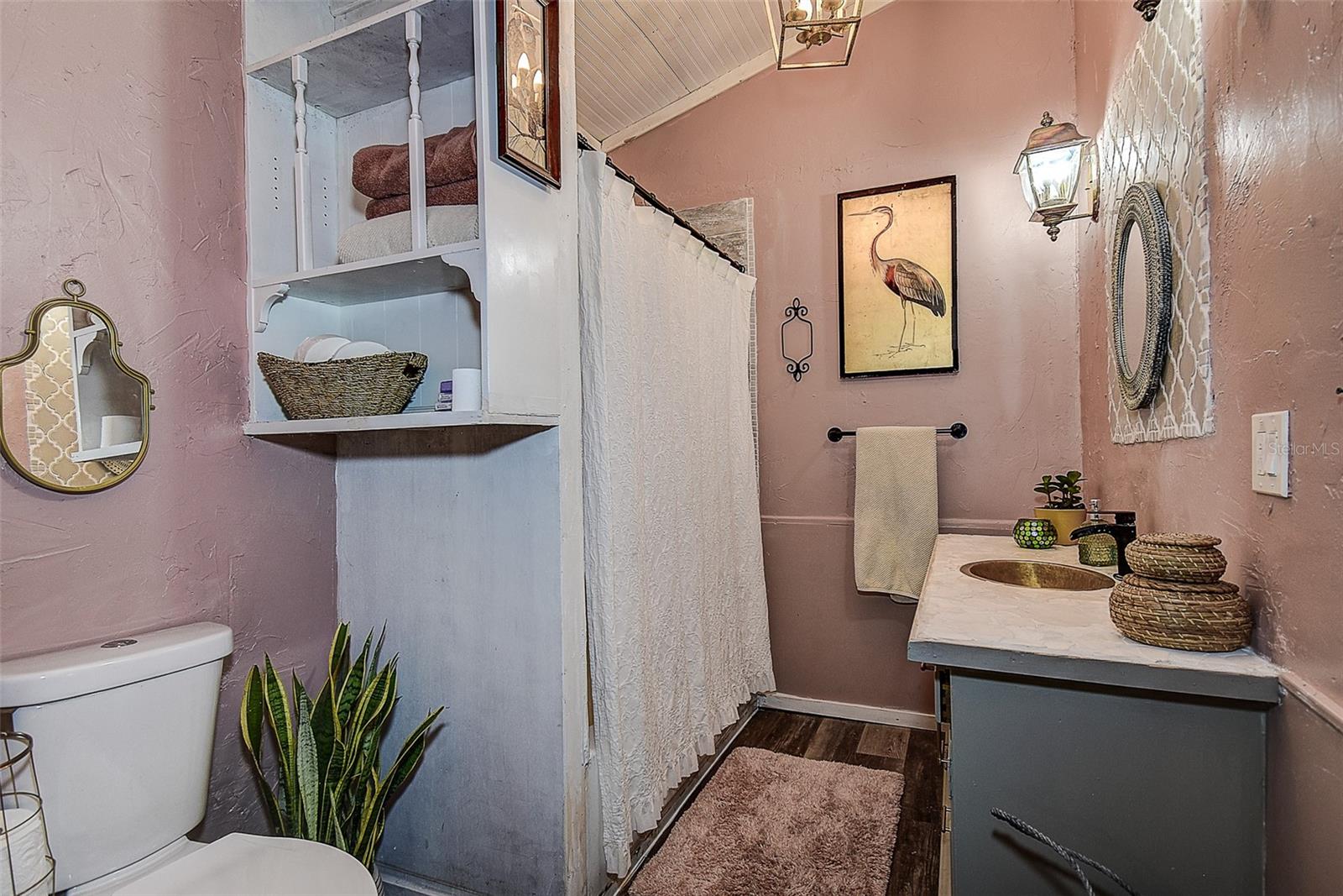 7033 CREEK DR — photo 17