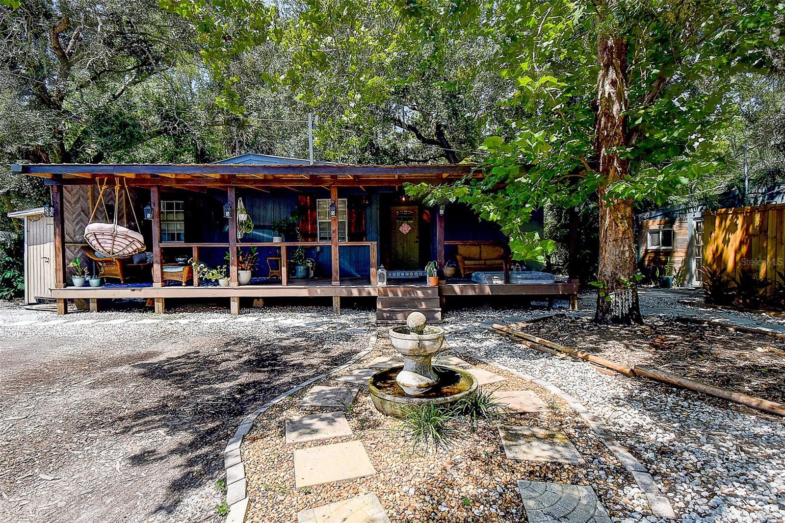 7033 CREEK DR — photo 3