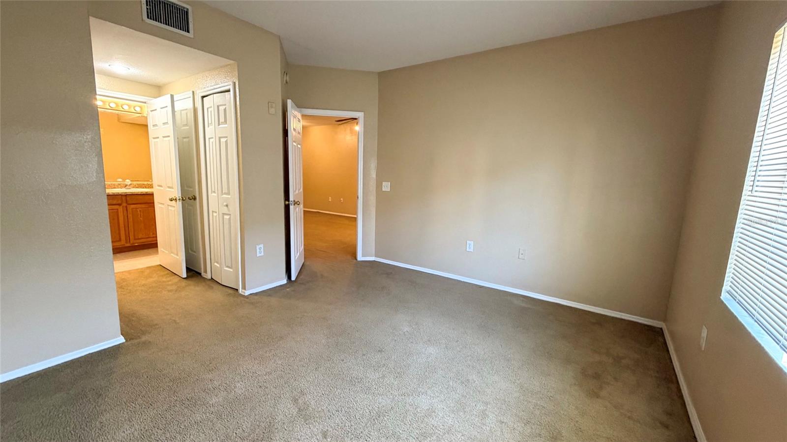 9523 GROVEDALE CIR #101 — photo 33