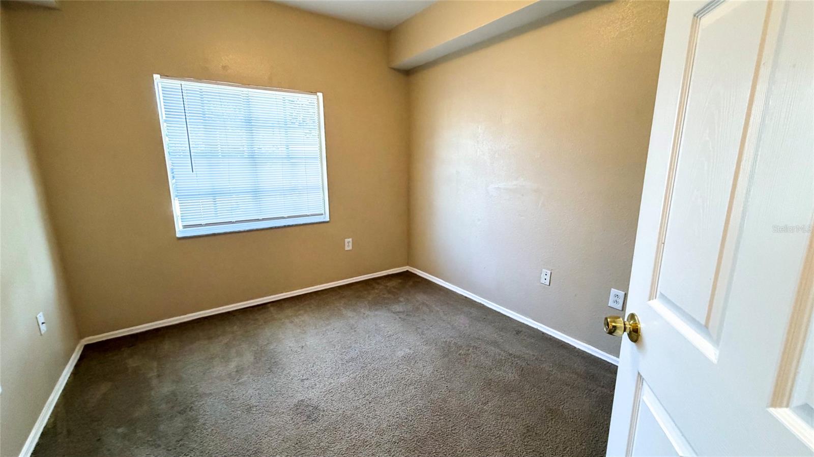 9523 GROVEDALE CIR #101 — photo 57