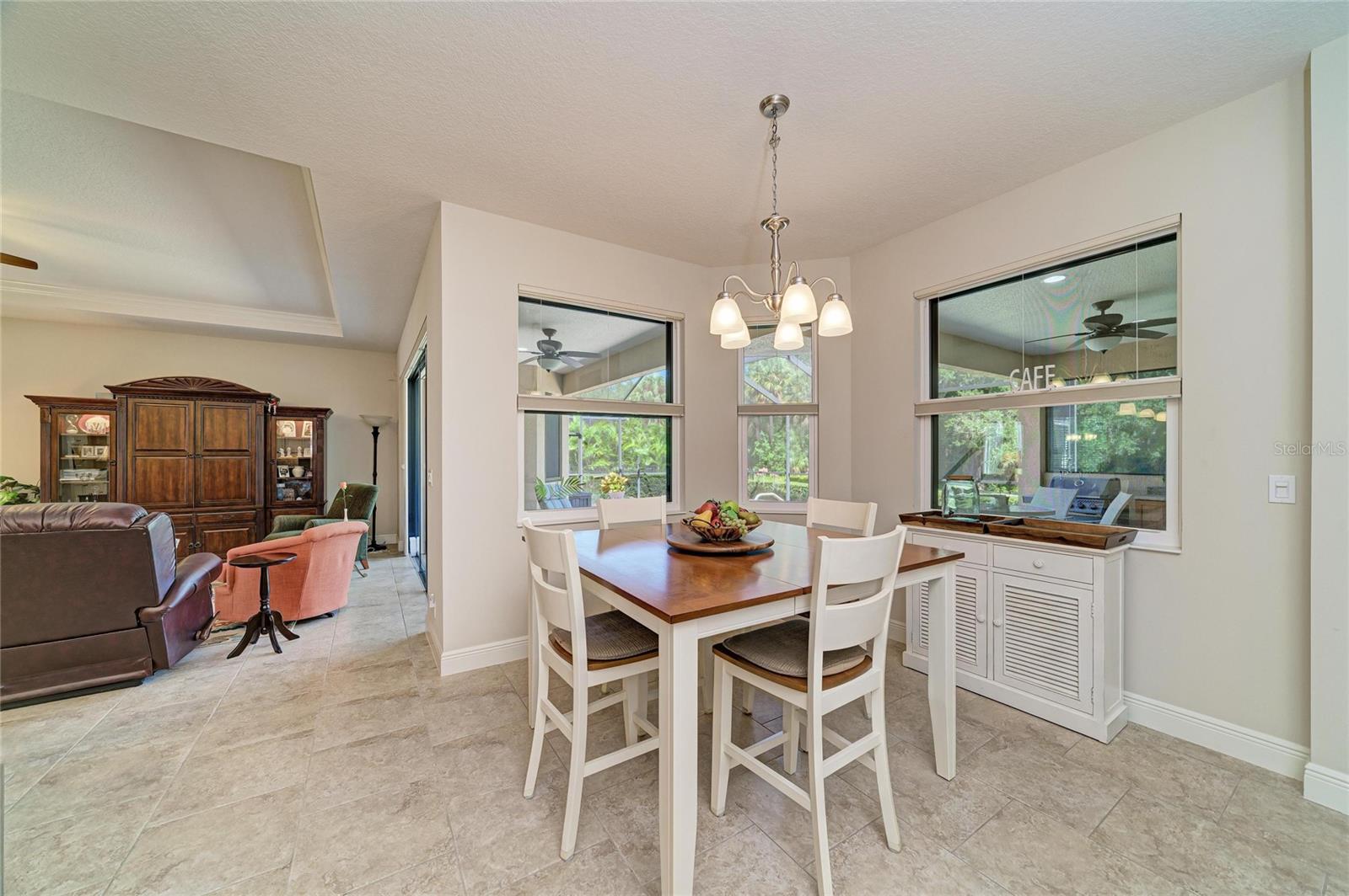 517 CHANTILLY TRL — photo 22