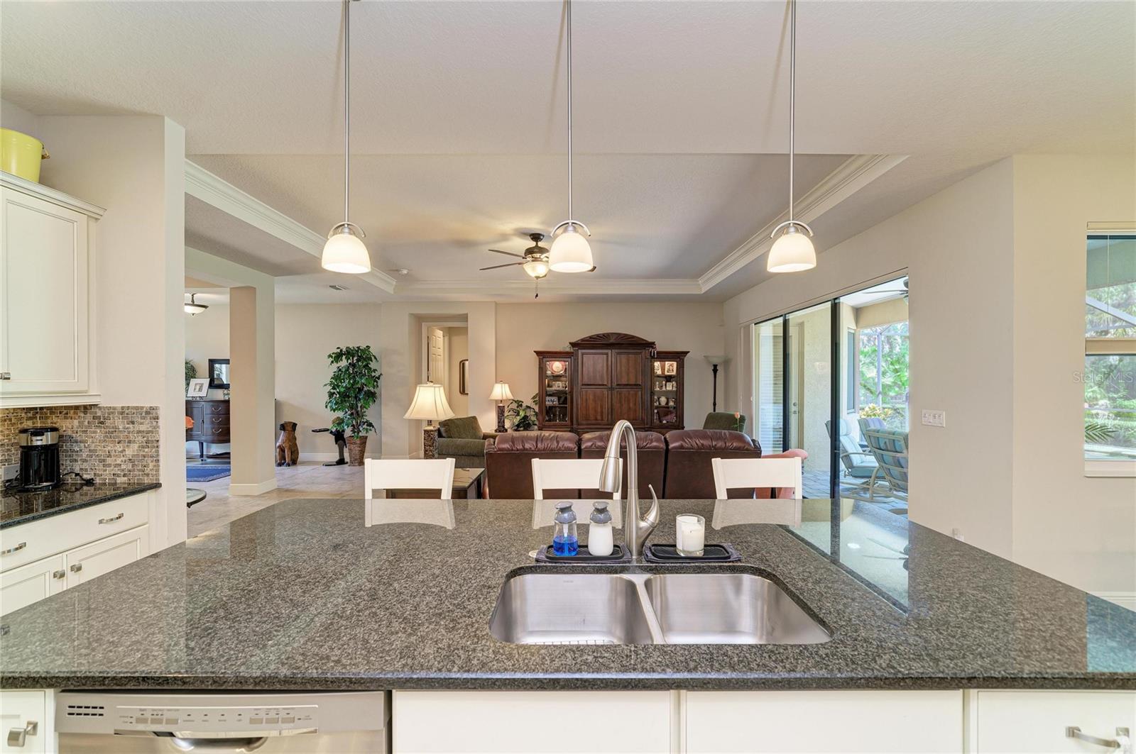 517 CHANTILLY TRL — photo 20
