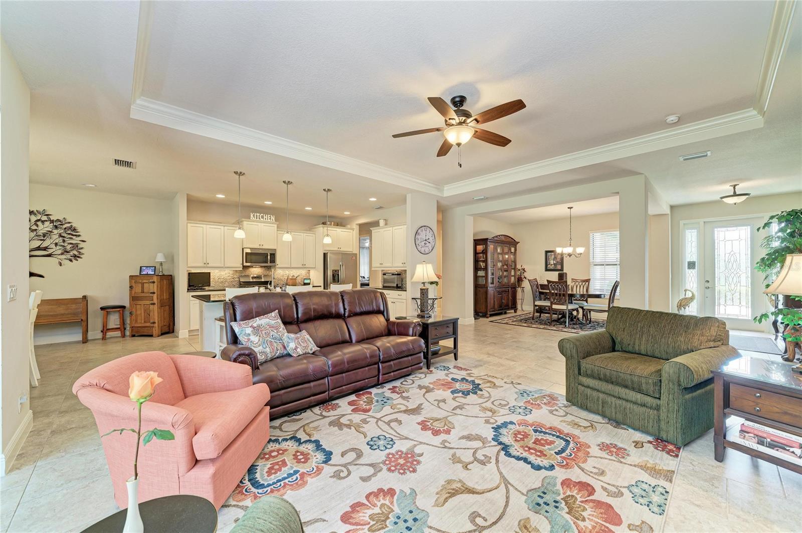 517 CHANTILLY TRL — photo 13