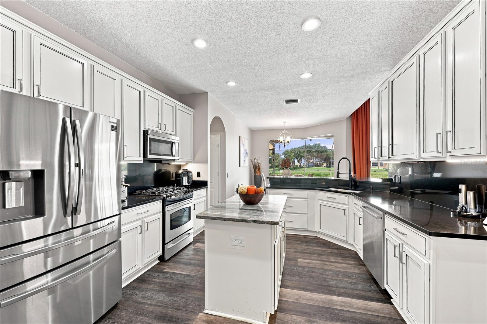 8310 SUMMER GROVE RD — photo 37