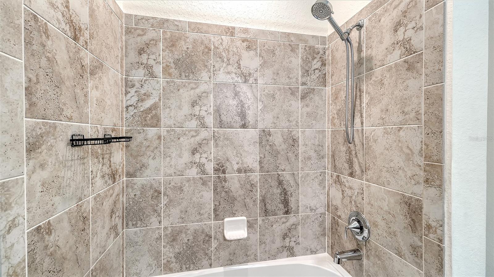 20314 LAGENTE CIR — photo 27