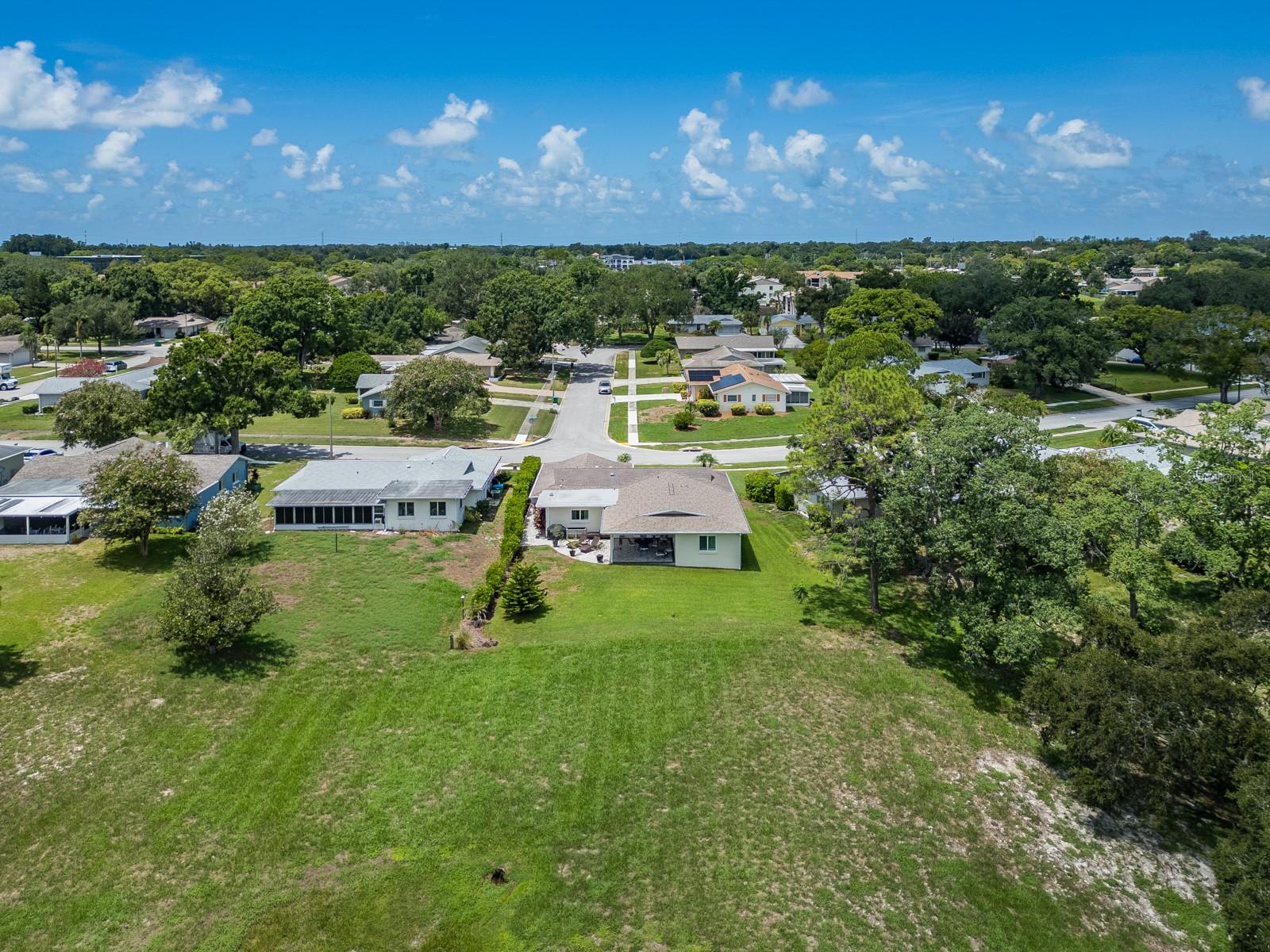 1207 TIMBERBROOKE DR — photo 34