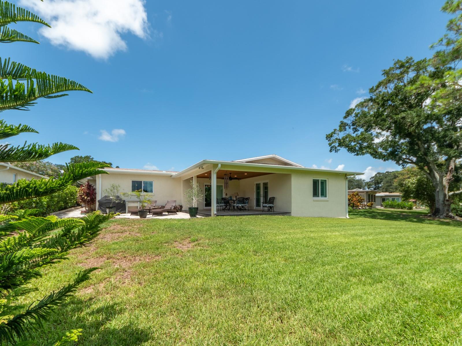 1207 TIMBERBROOKE DR — photo 32